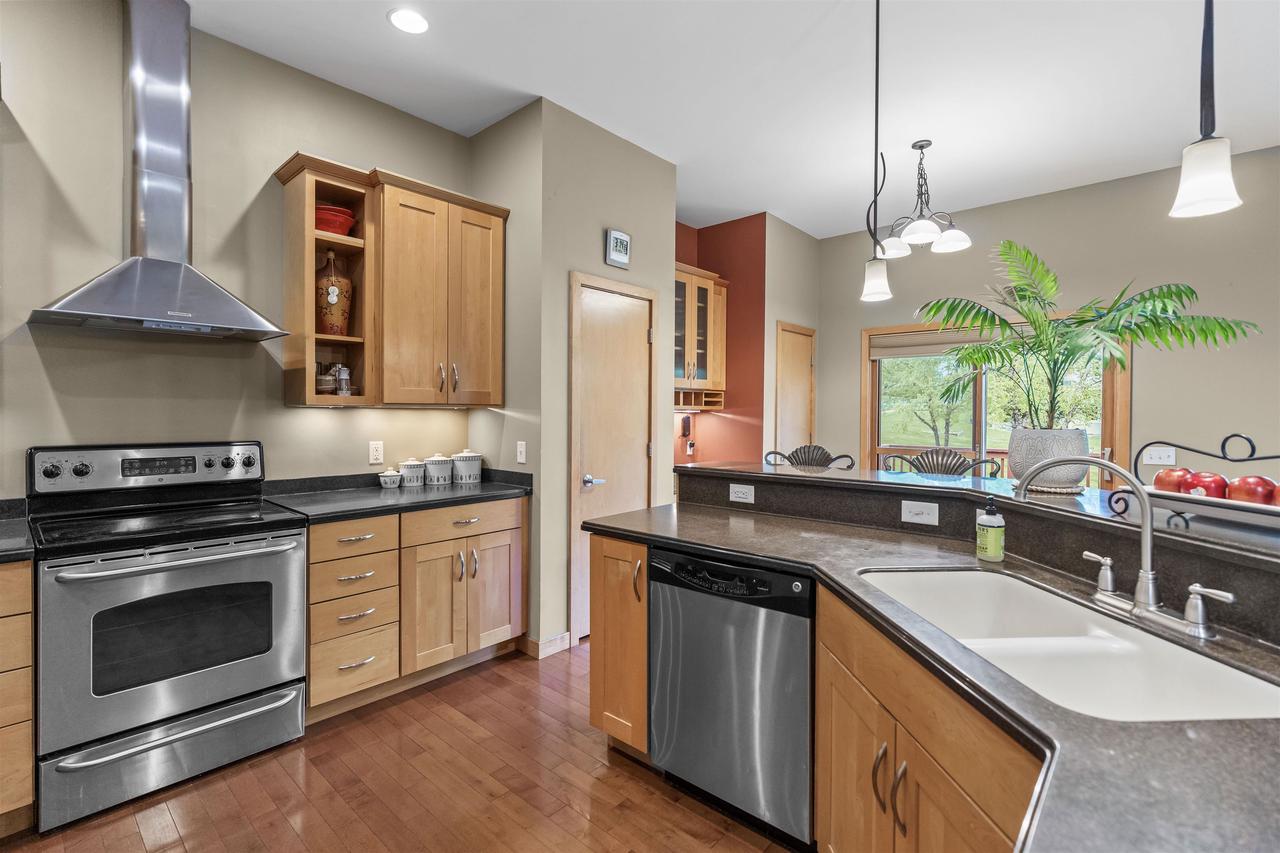 412 North Ridge Drive