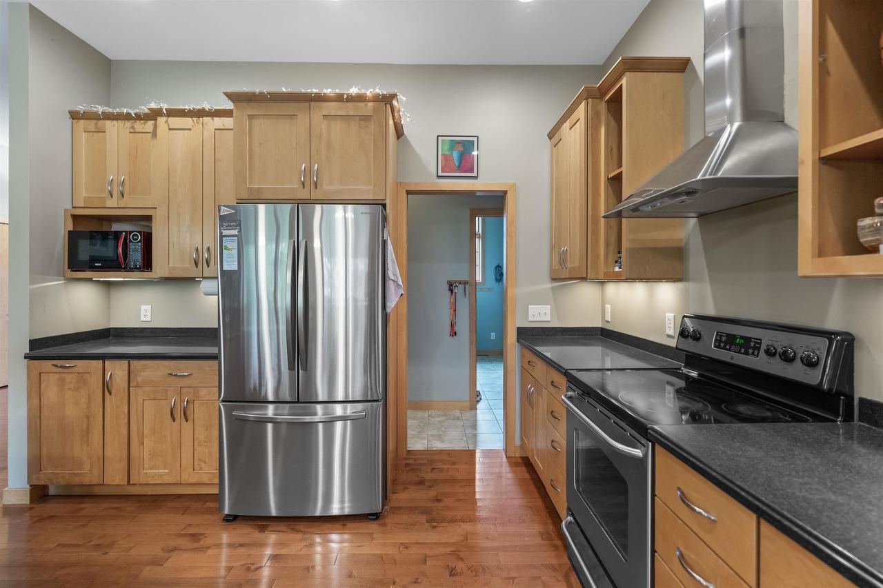 412 North Ridge Drive