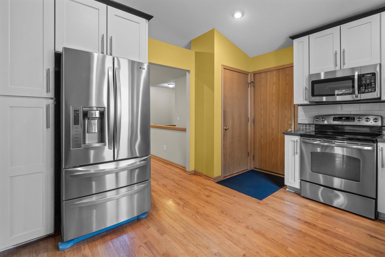 5915 Running Deer Trail