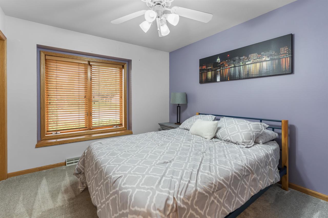 5915 Running Deer Trail