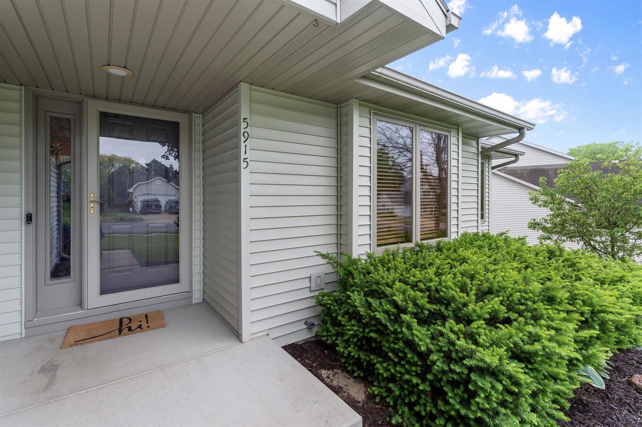 5915 Running Deer Trail