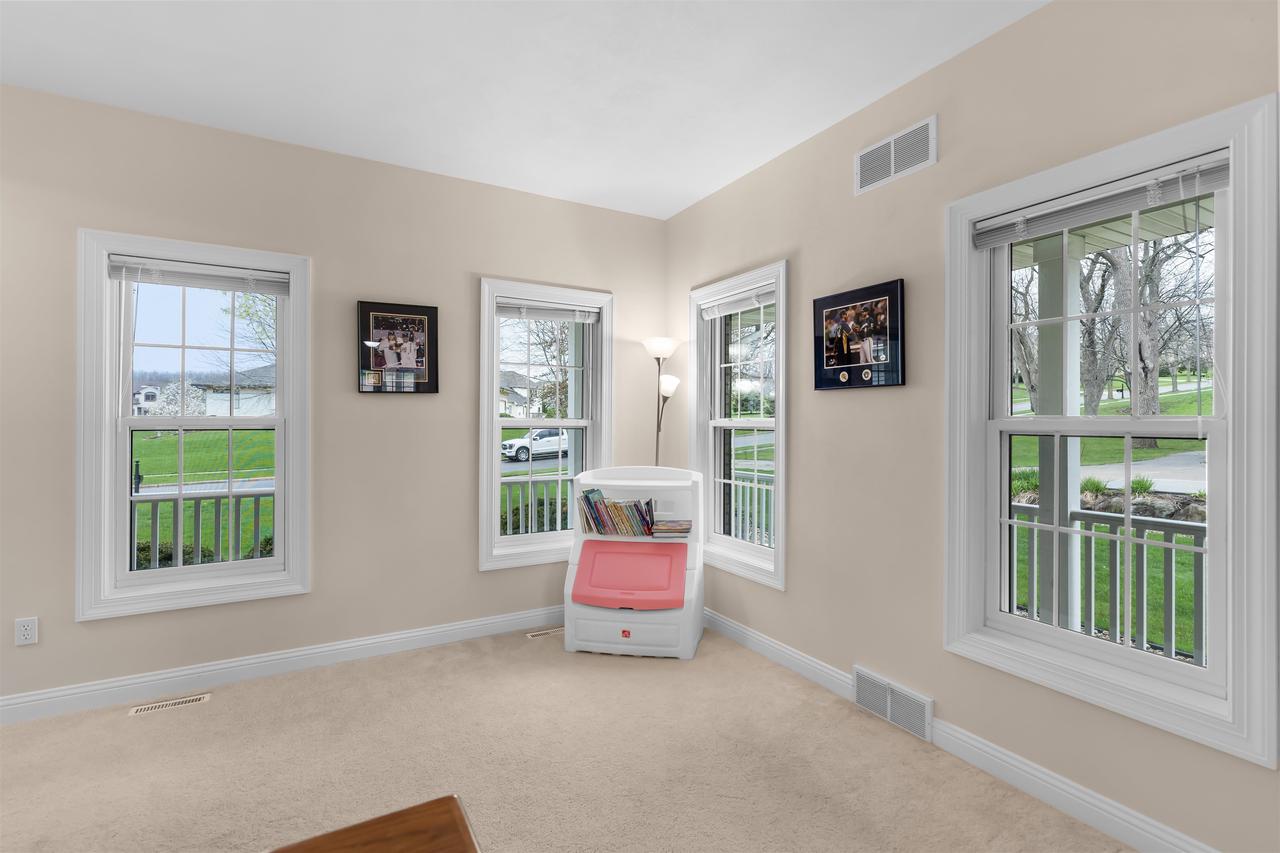 9102 Eaglewood Drive