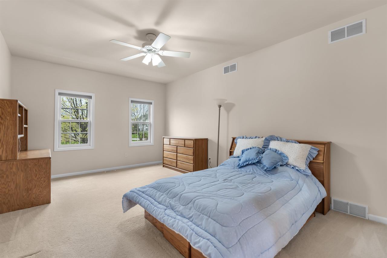 9102 Eaglewood Drive