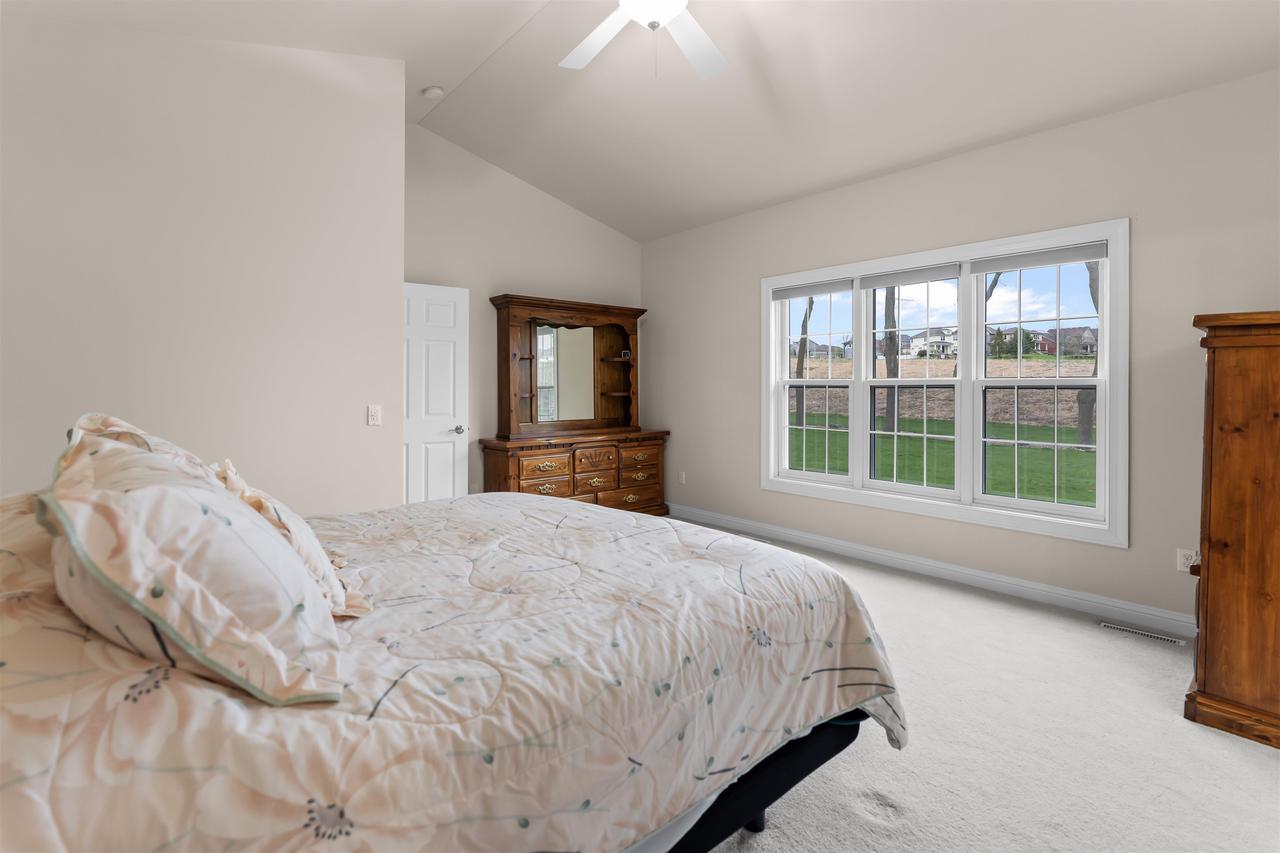 9102 Eaglewood Drive