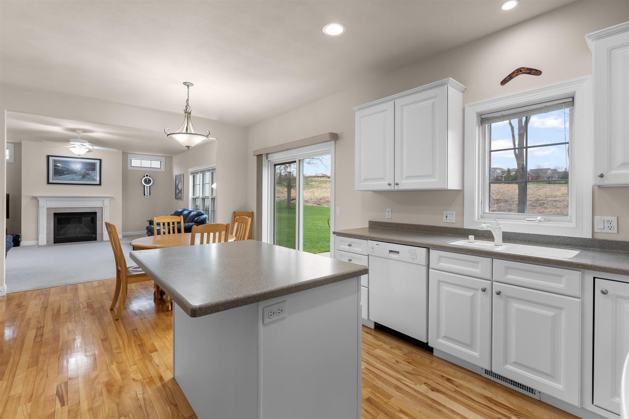 9102 Eaglewood Drive