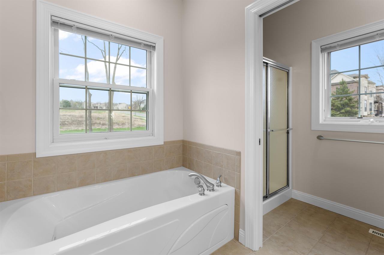 9102 Eaglewood Drive