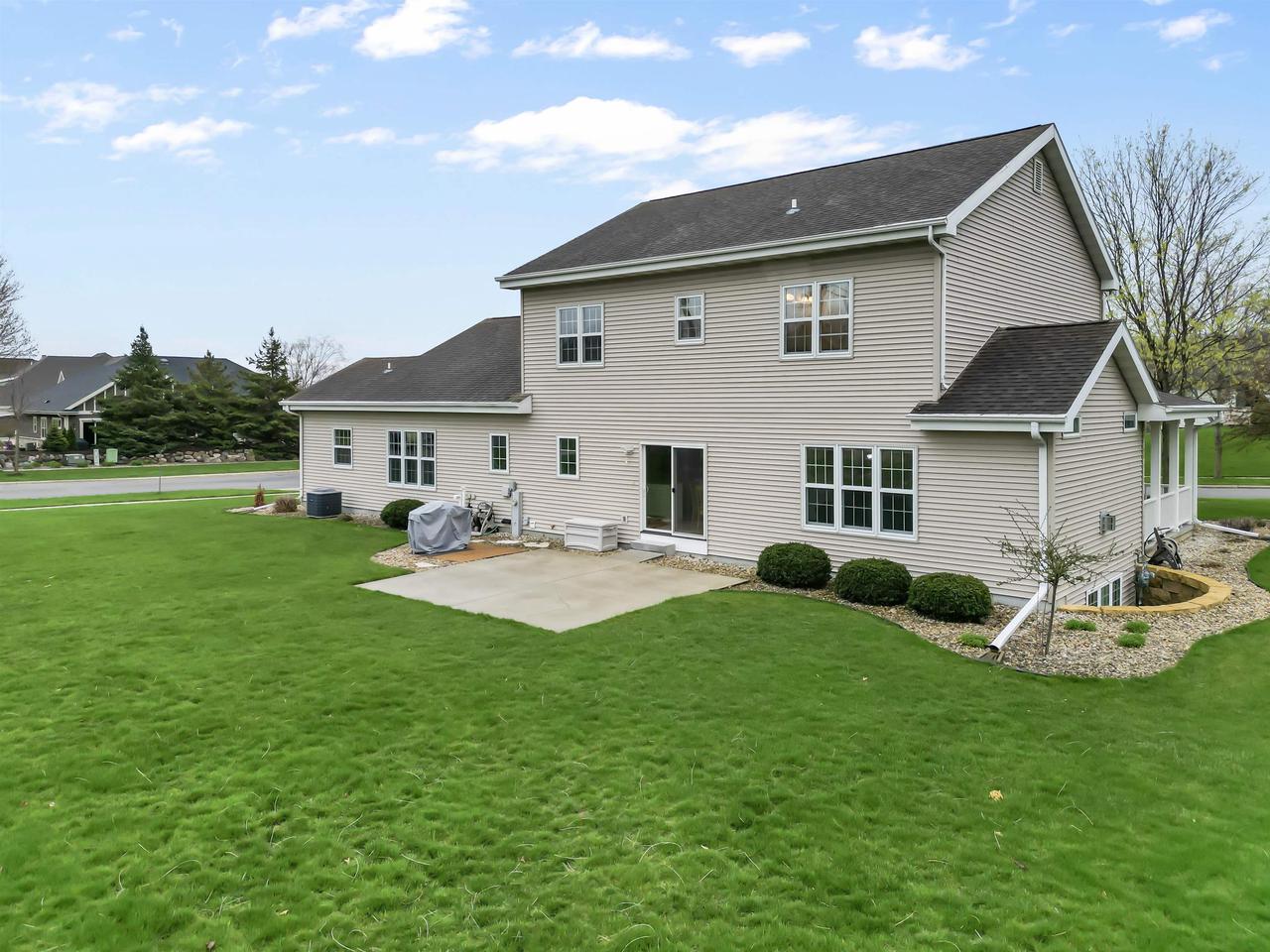 9102 Eaglewood Drive