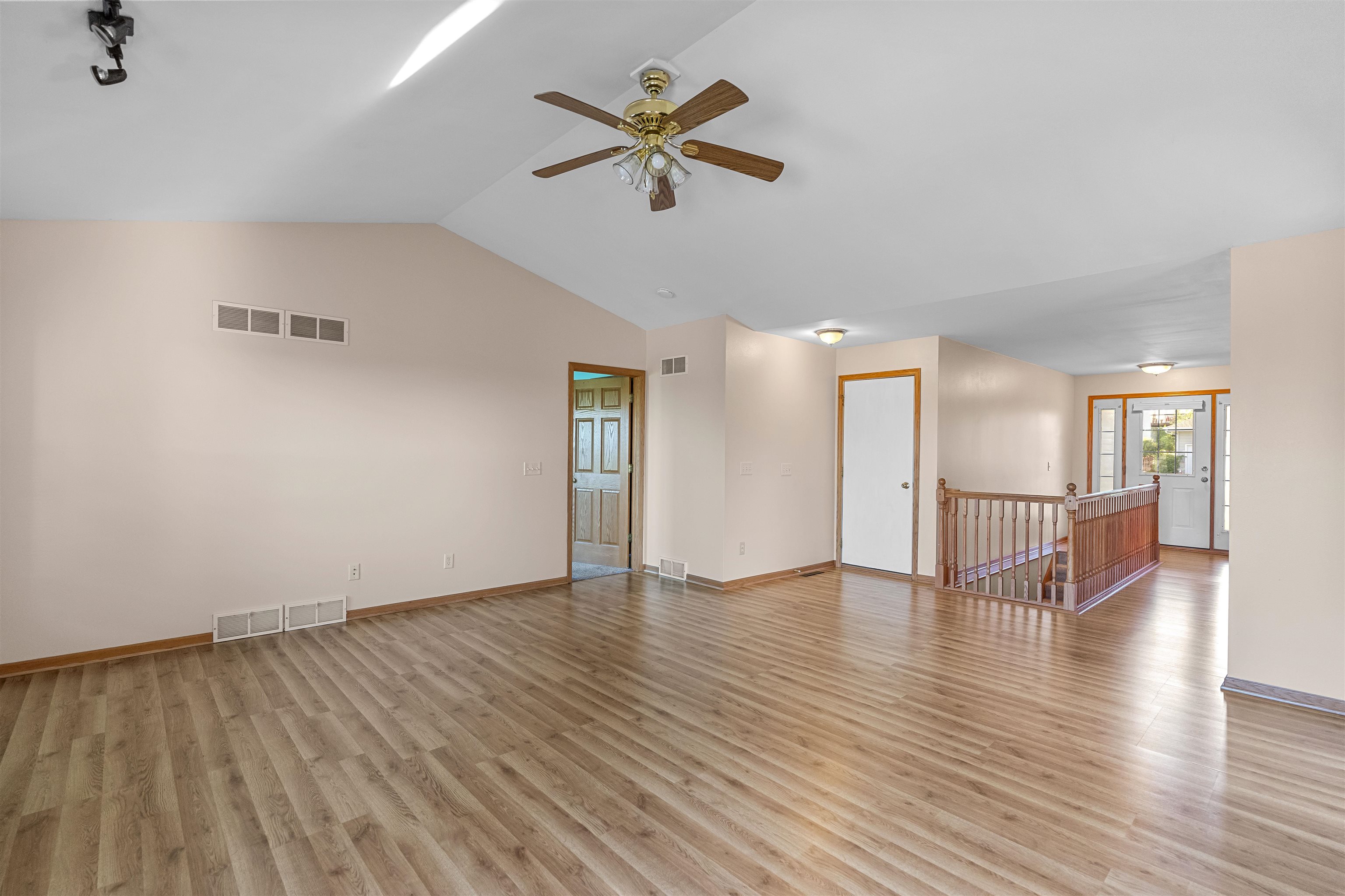3189 Bookham Drive