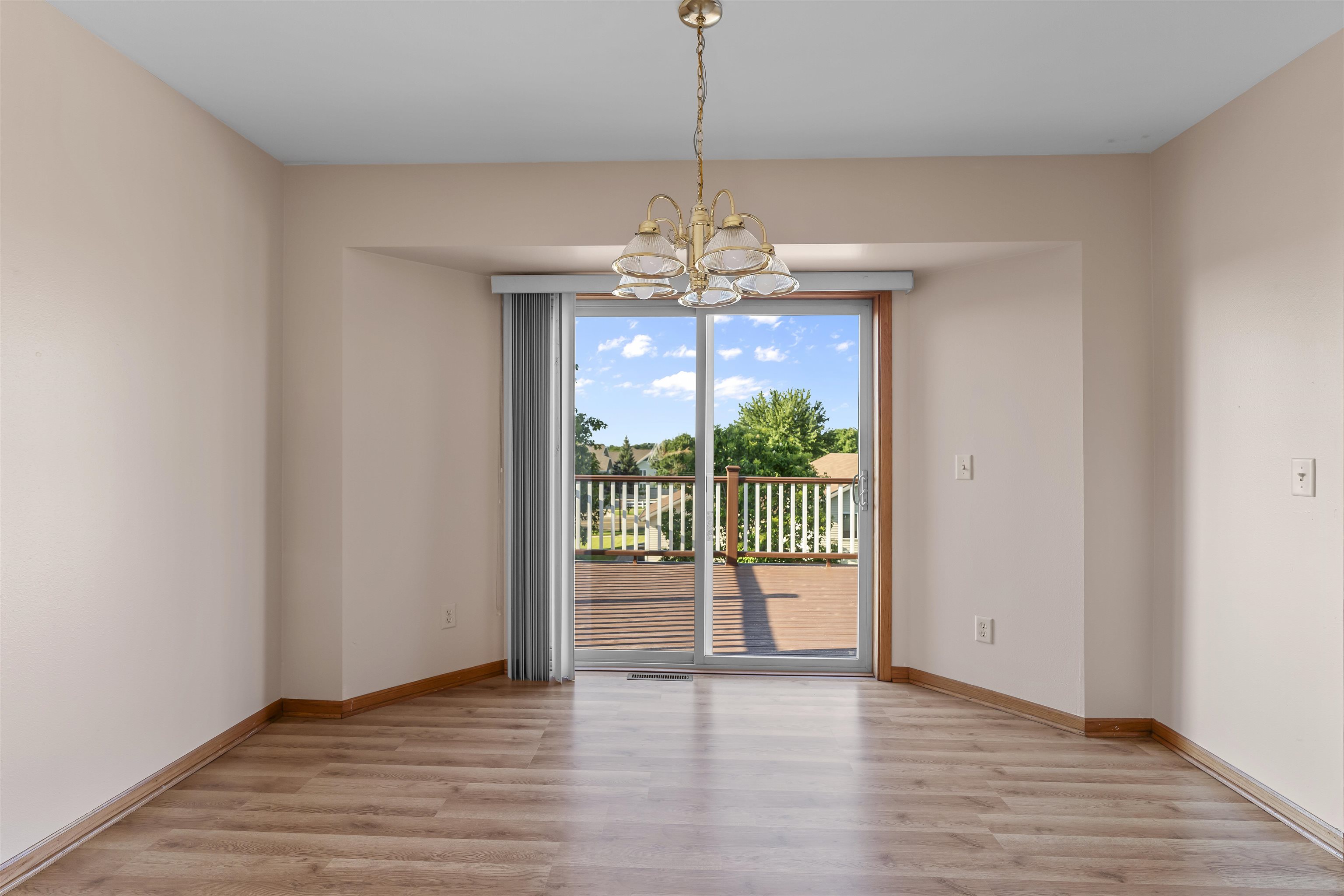 3189 Bookham Drive