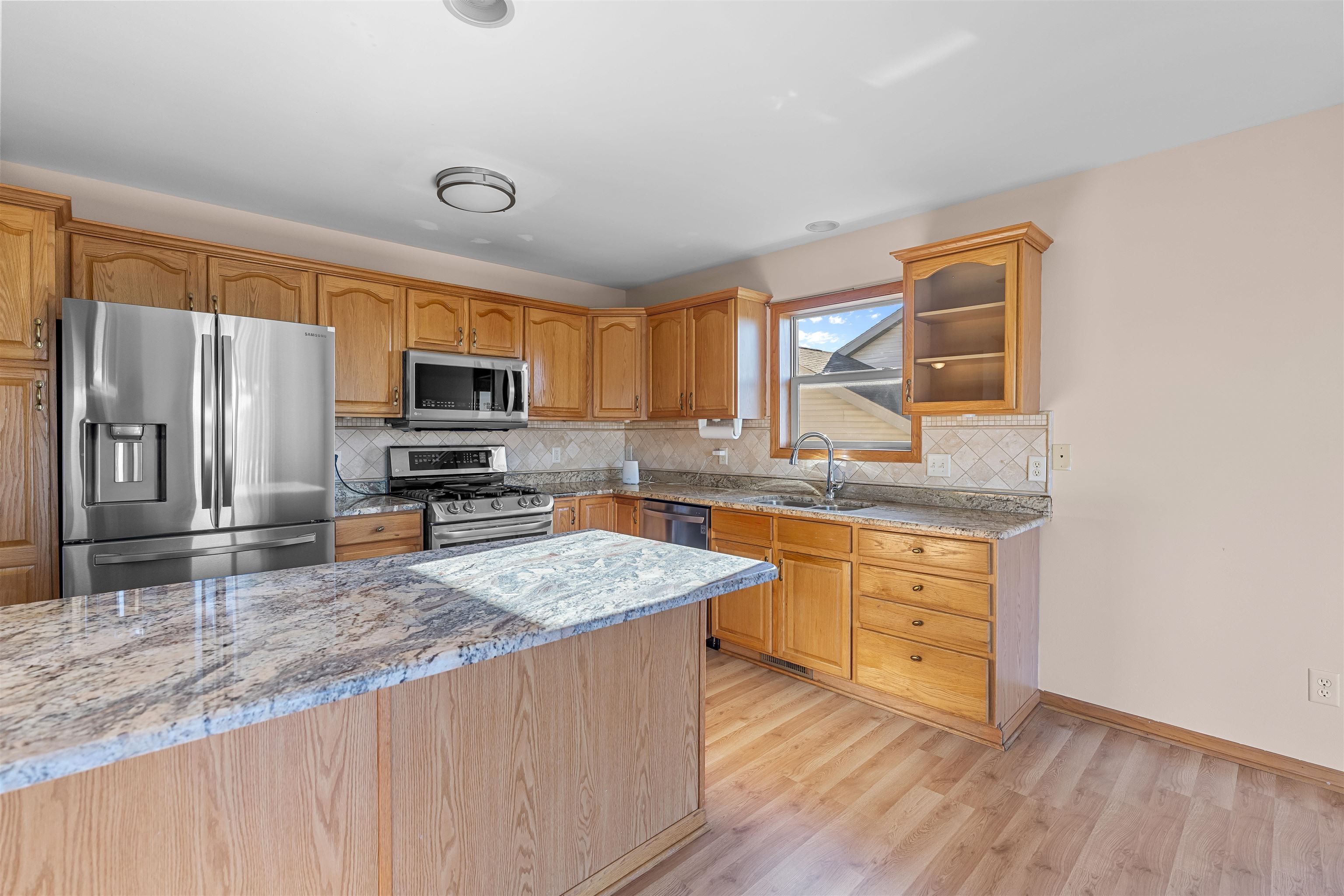 3189 Bookham Drive