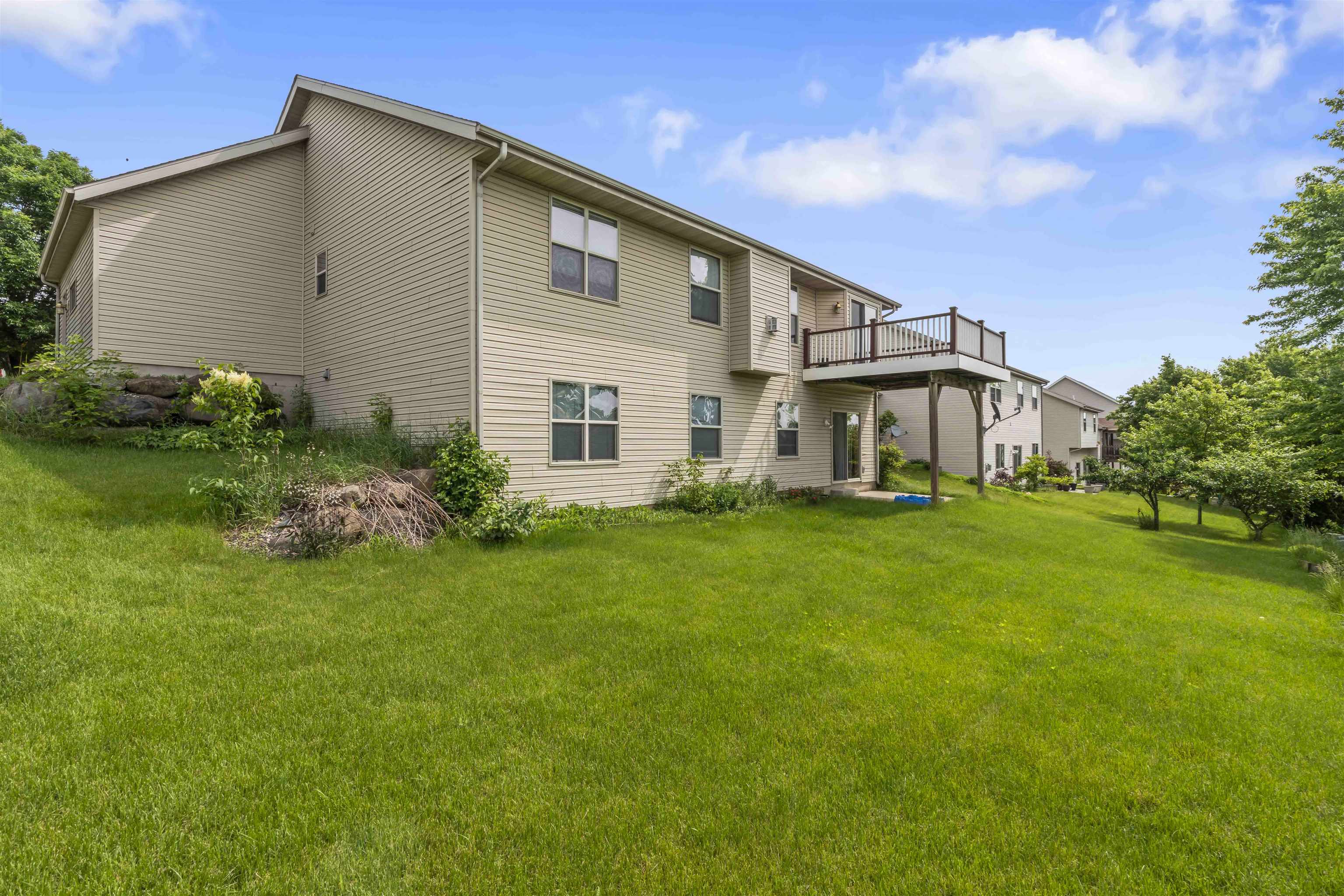 3189 Bookham Drive