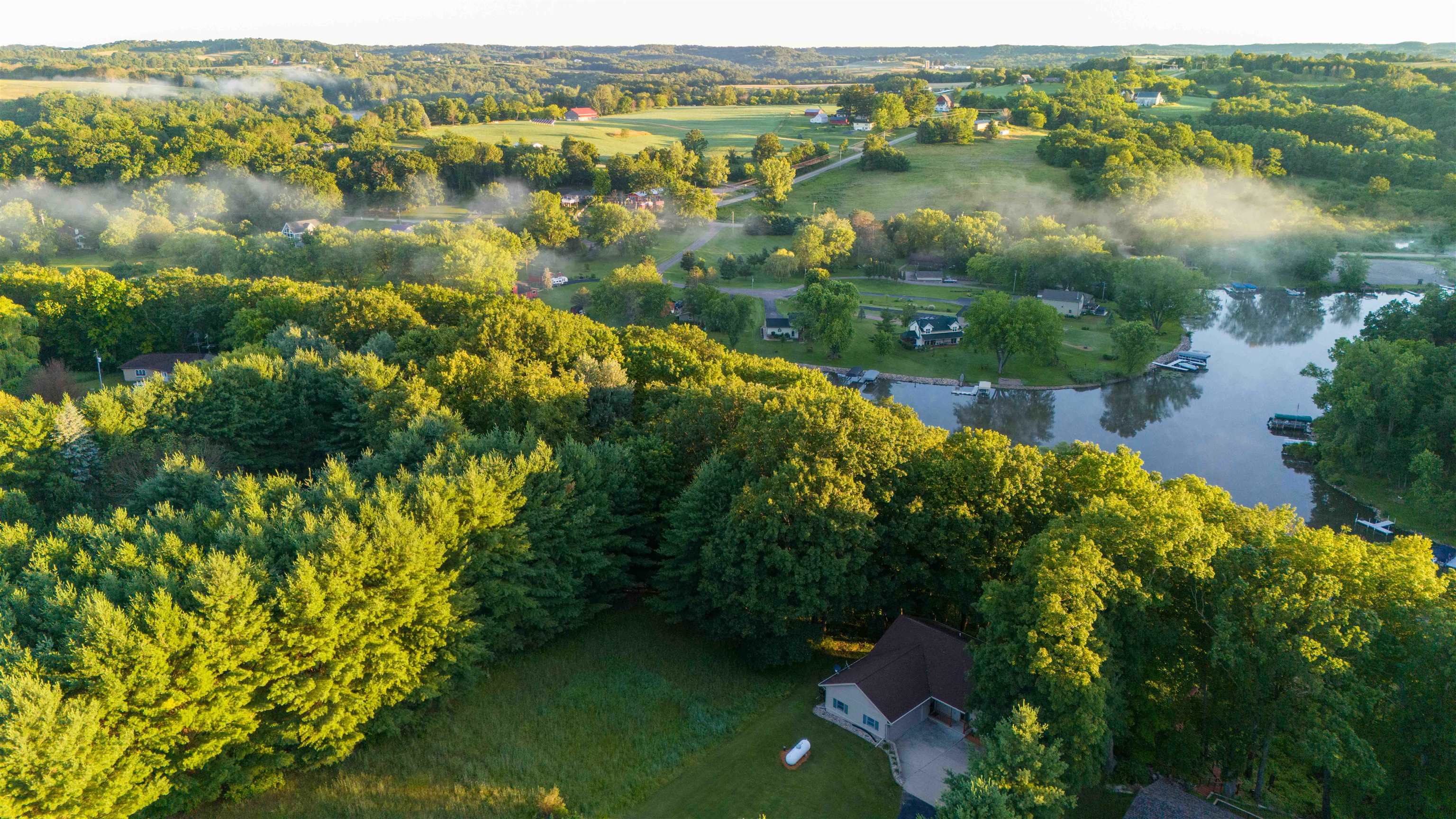 E4774 E Redstone Drive