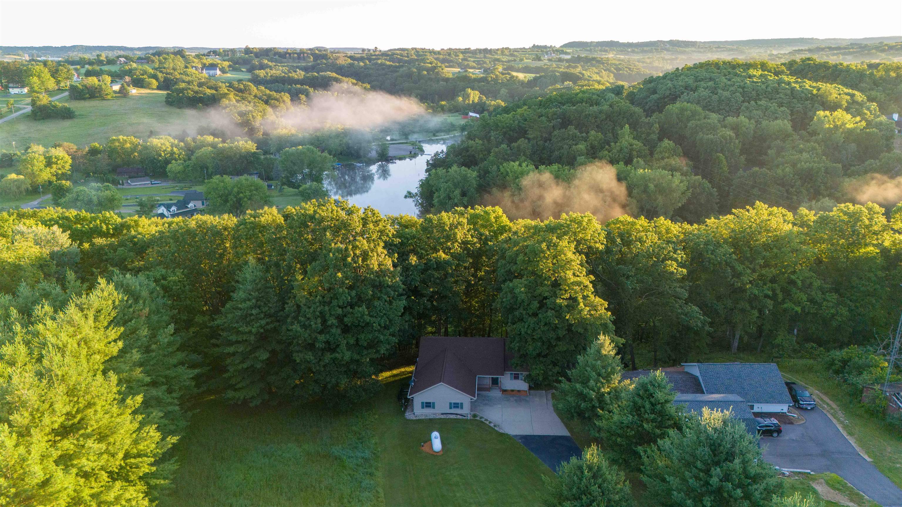 E4774 E Redstone Drive