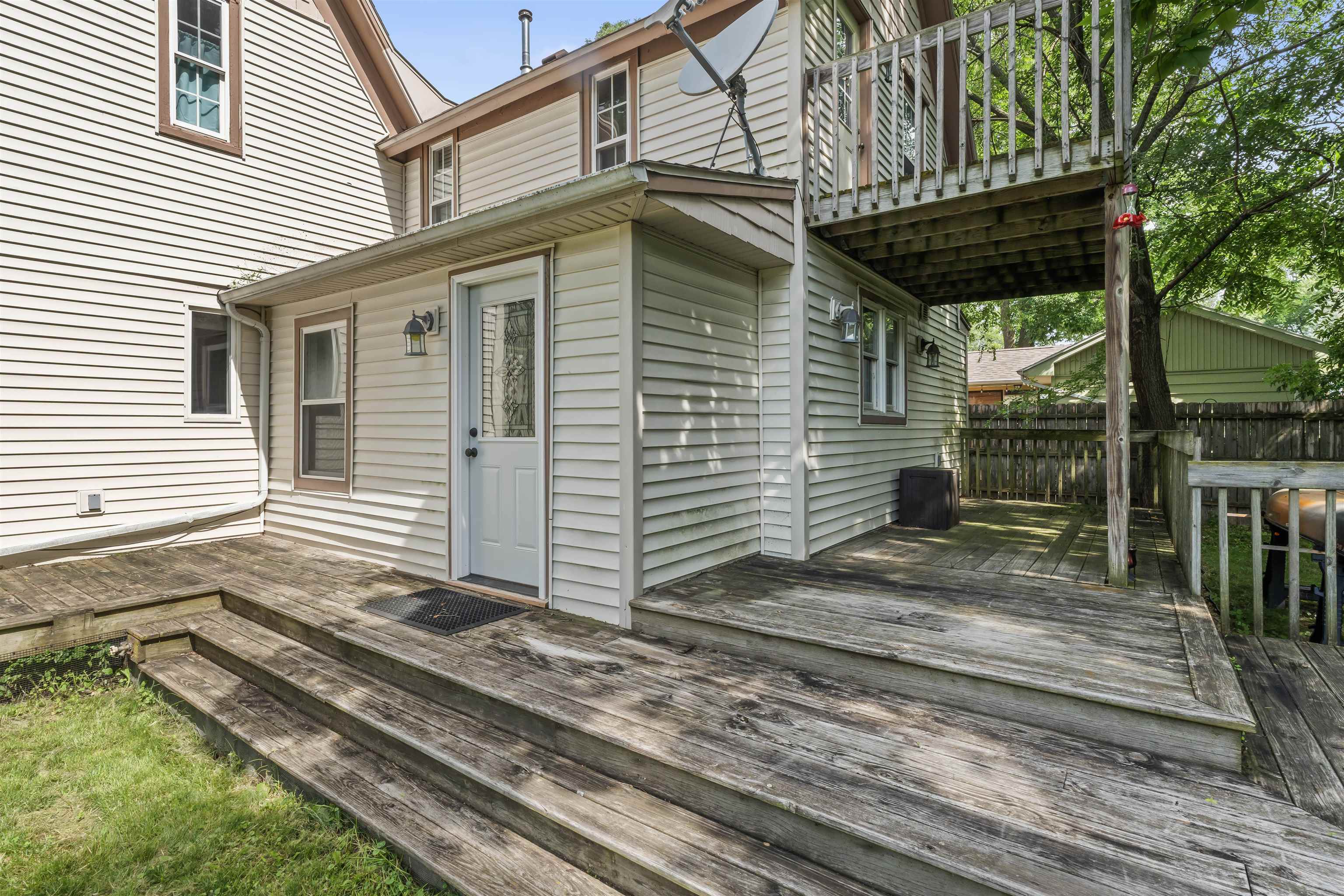 1411 East Street
