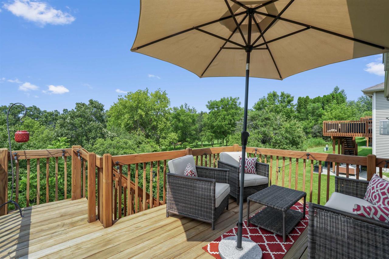 9878 Hawks Nest Drive