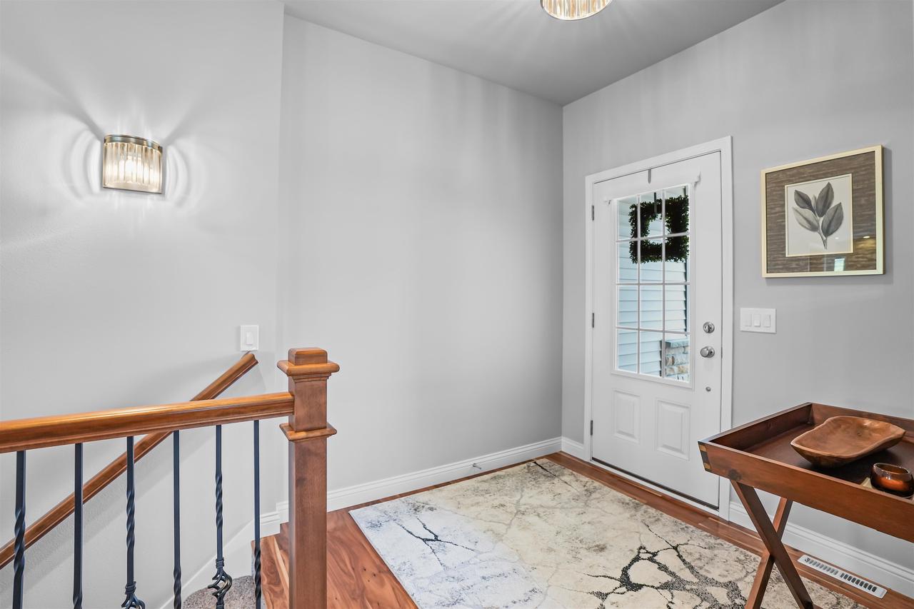 9878 Hawks Nest Drive