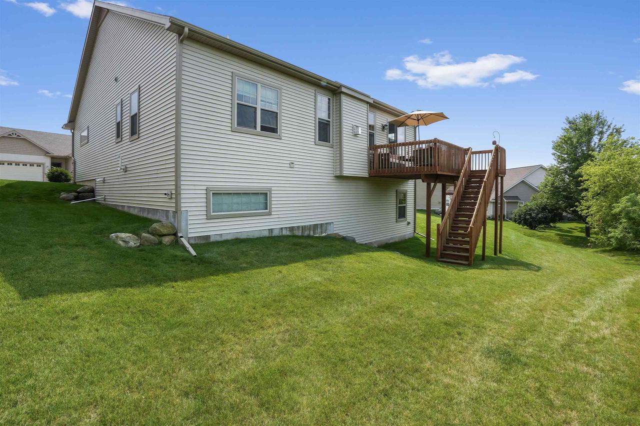 9878 Hawks Nest Drive