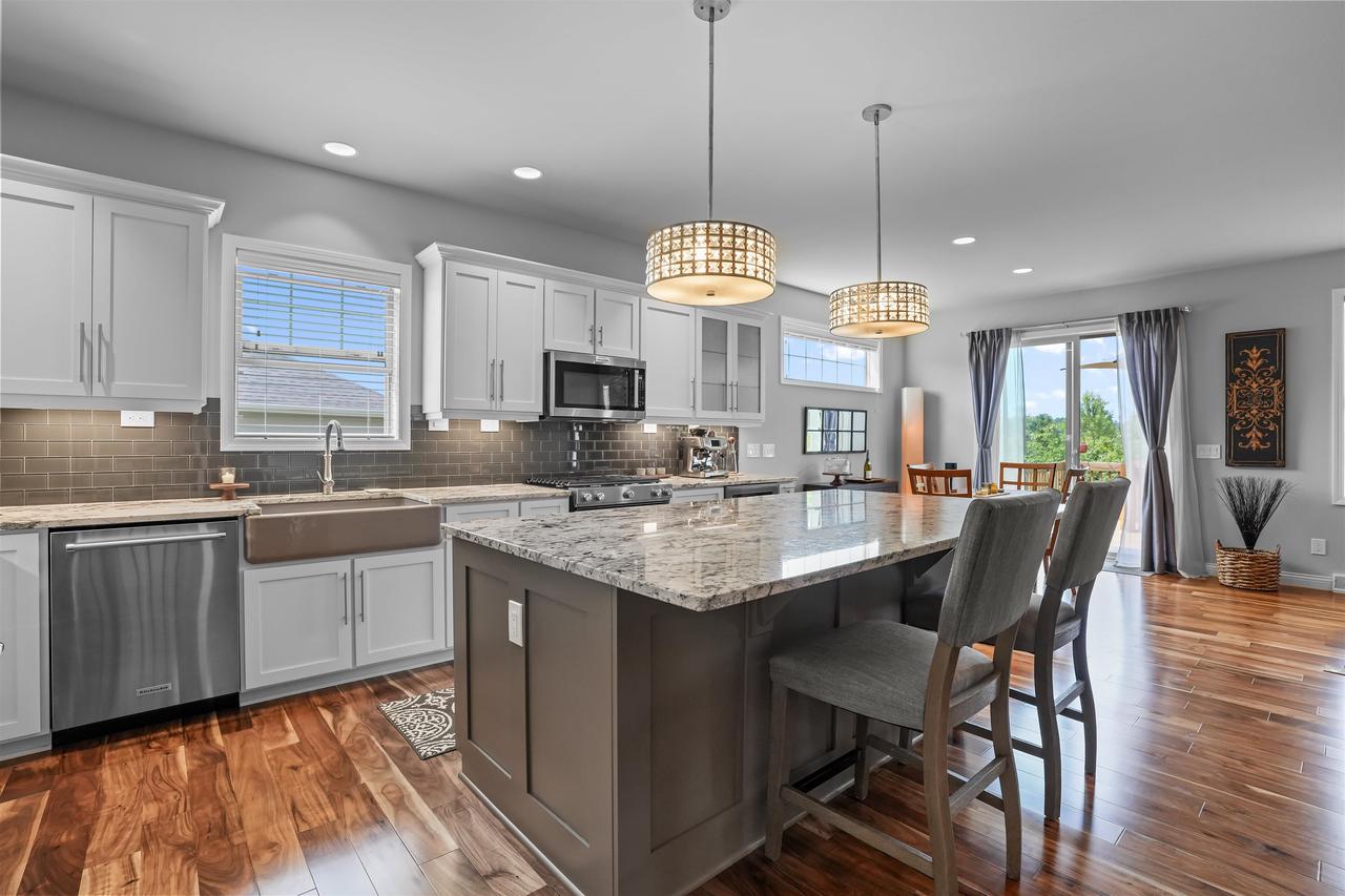 9878 Hawks Nest Drive