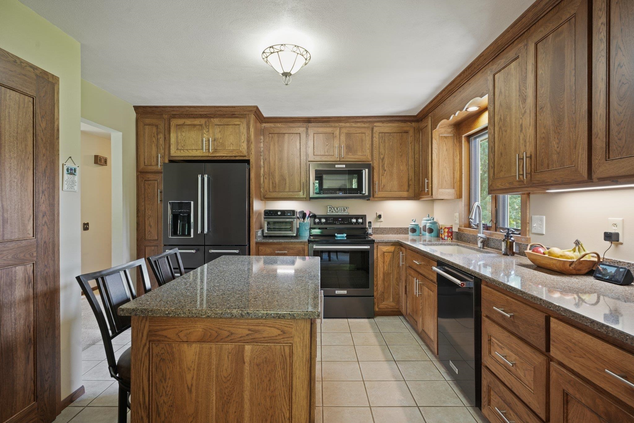 7175 Hickory Run