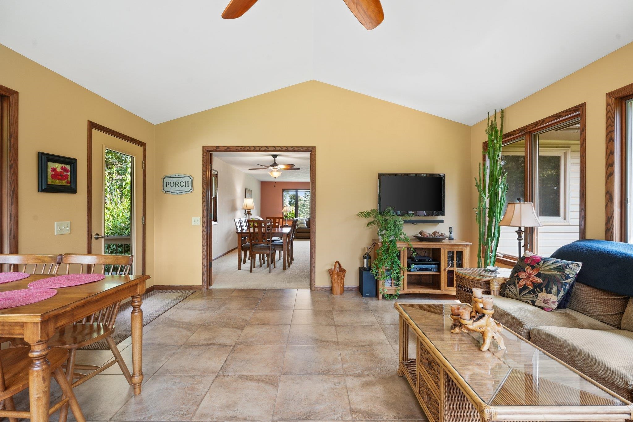 7175 Hickory Run