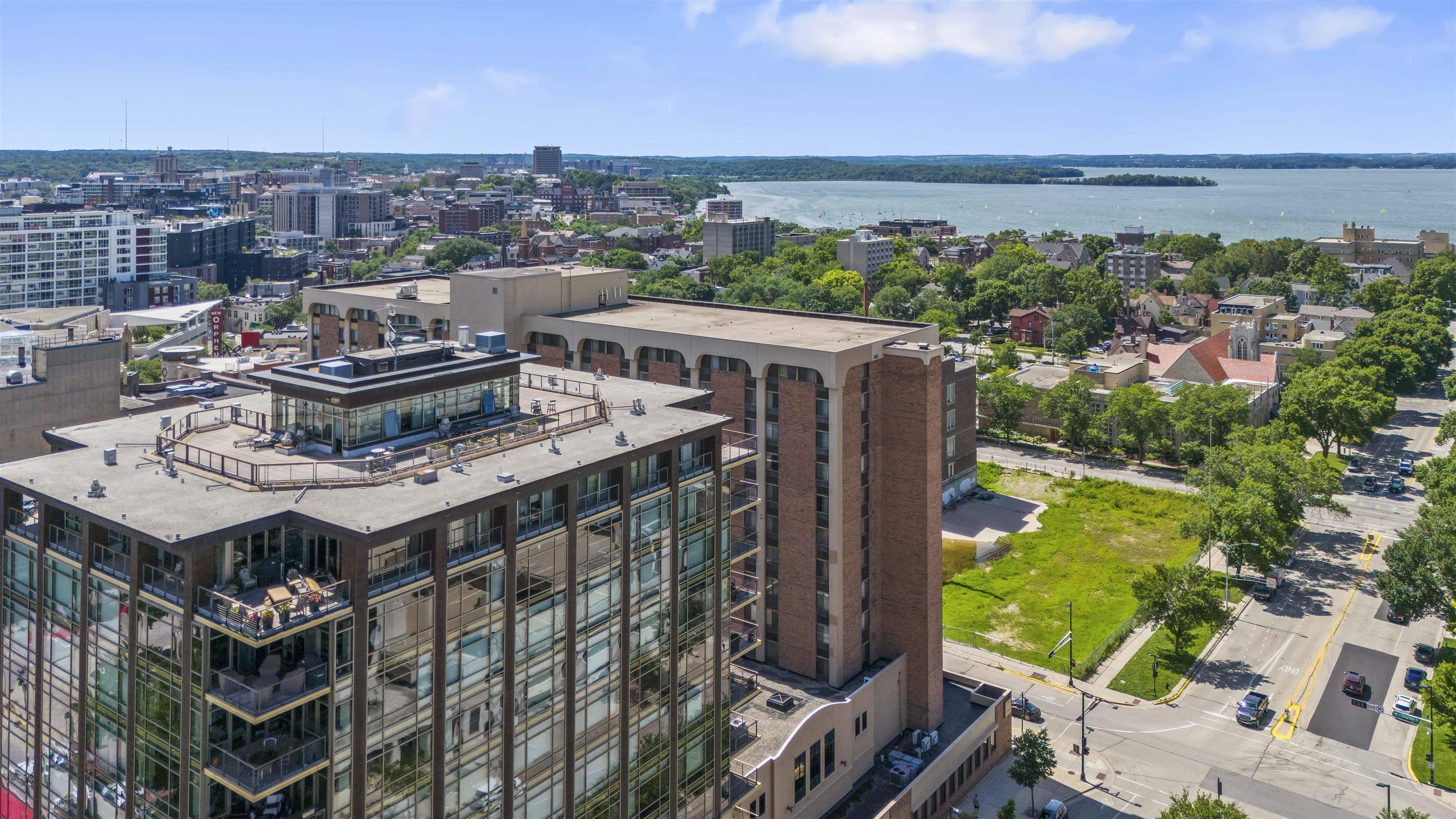 100 Wisconsin Avenue 800