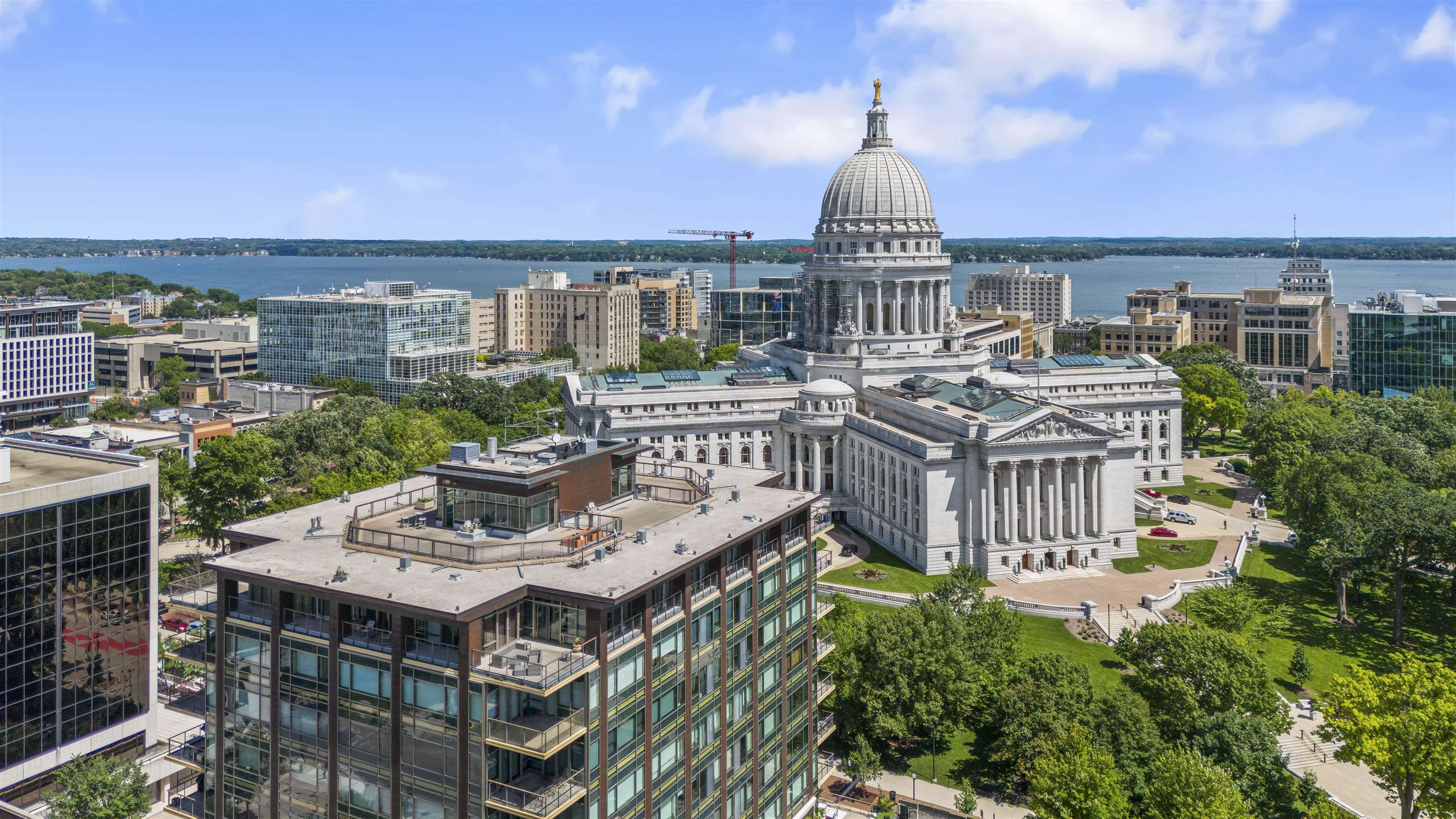 100 Wisconsin Avenue 800