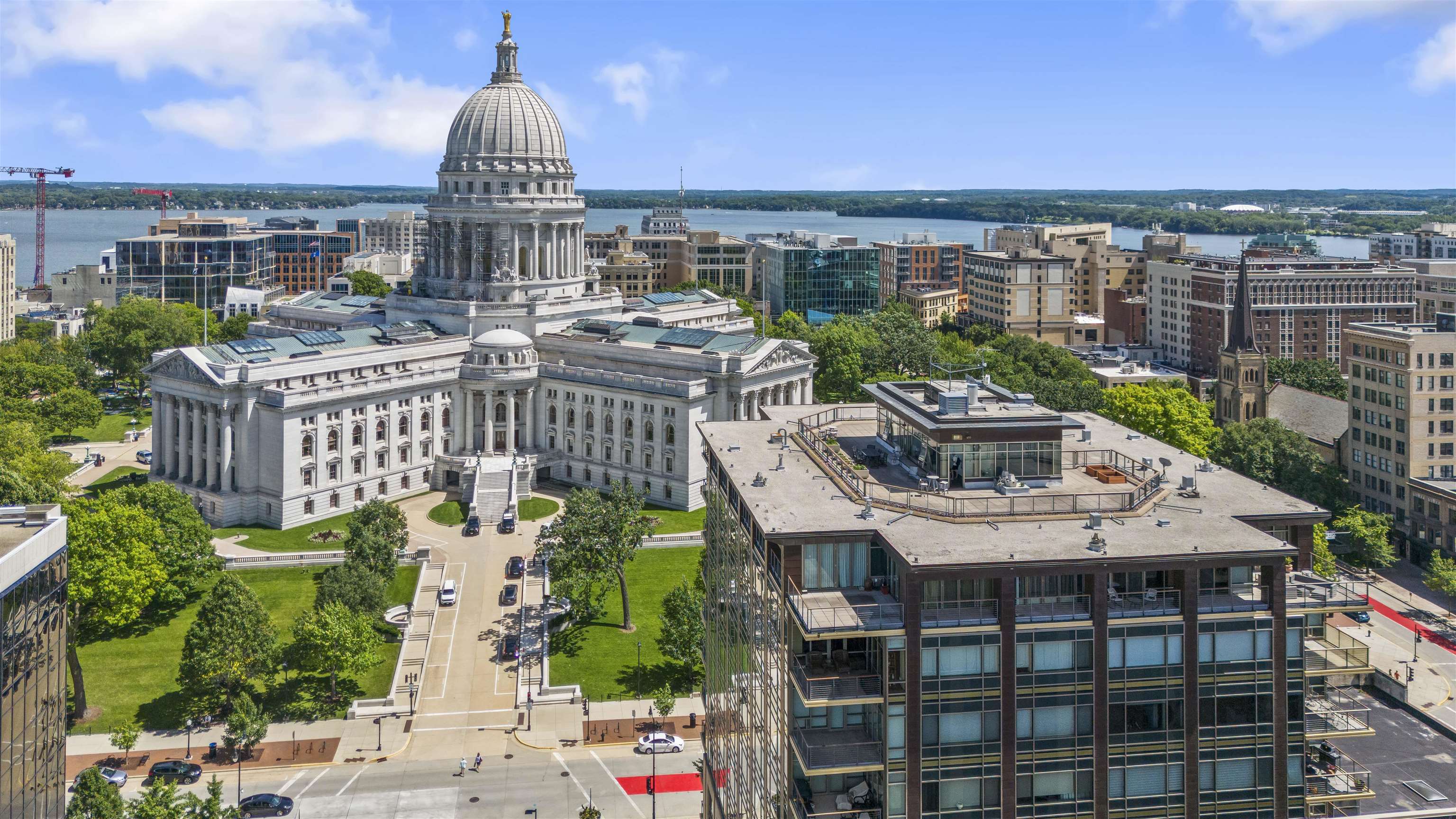 100 Wisconsin Avenue 800