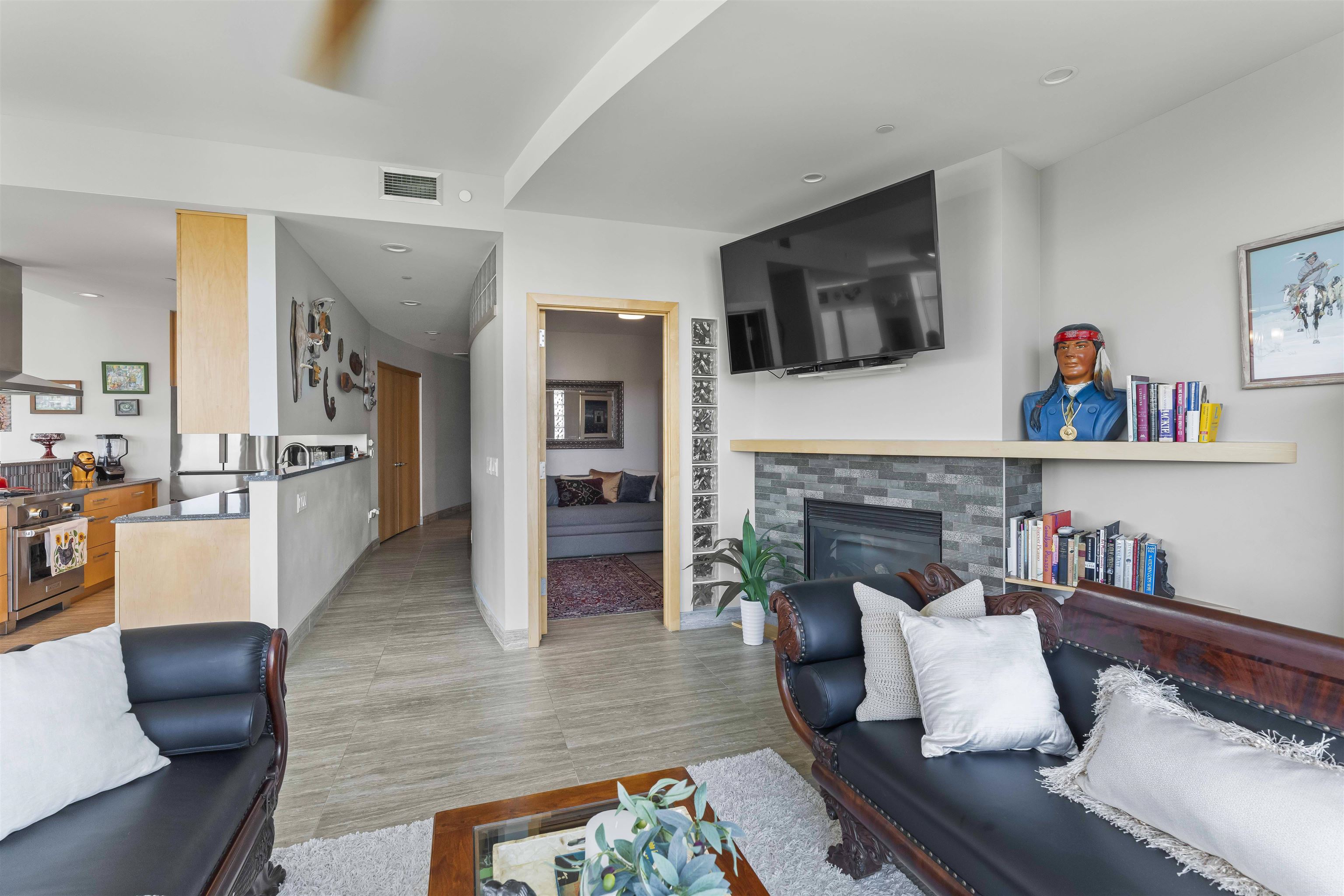 100 Wisconsin Avenue 800