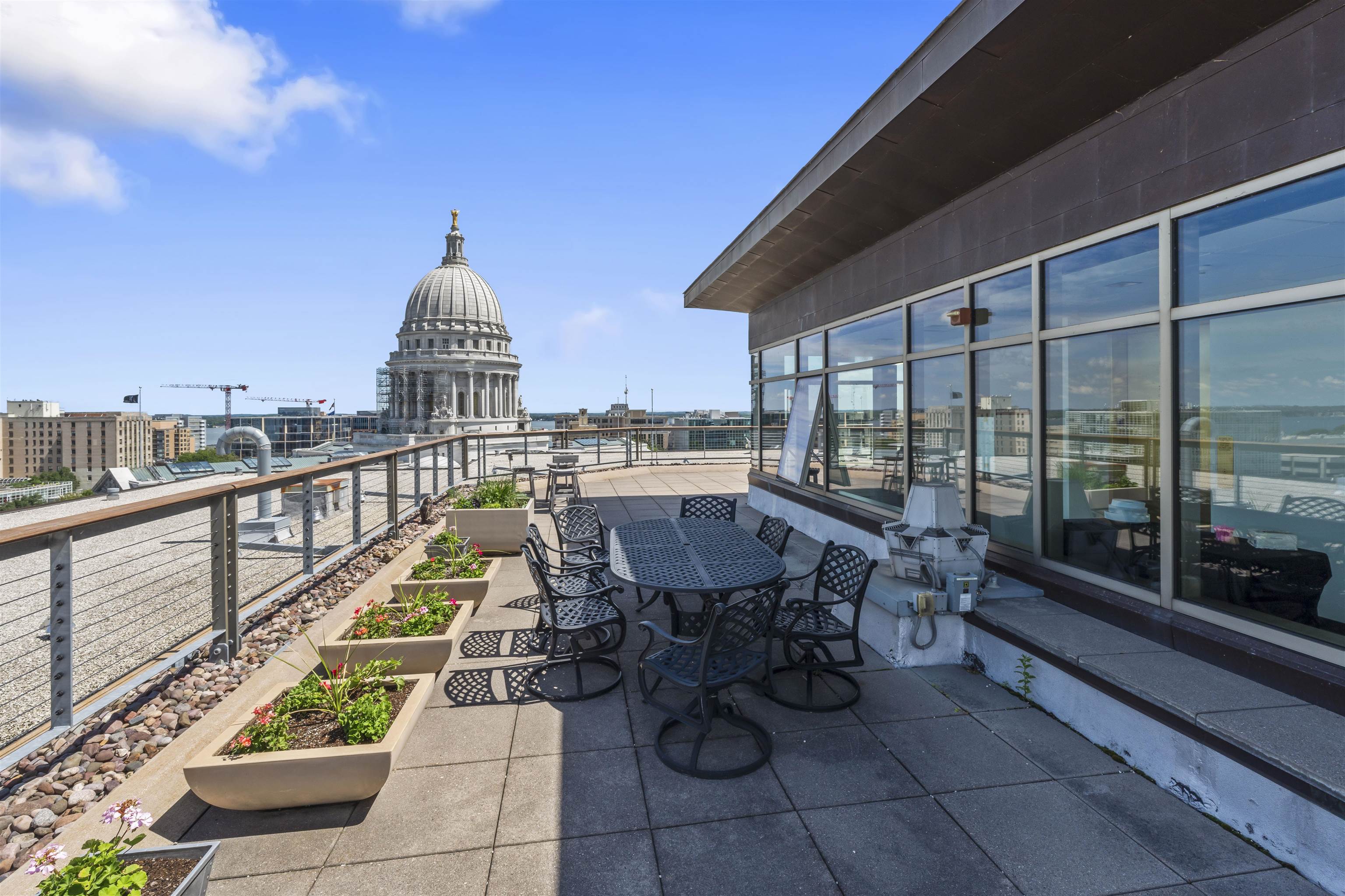100 Wisconsin Avenue 800