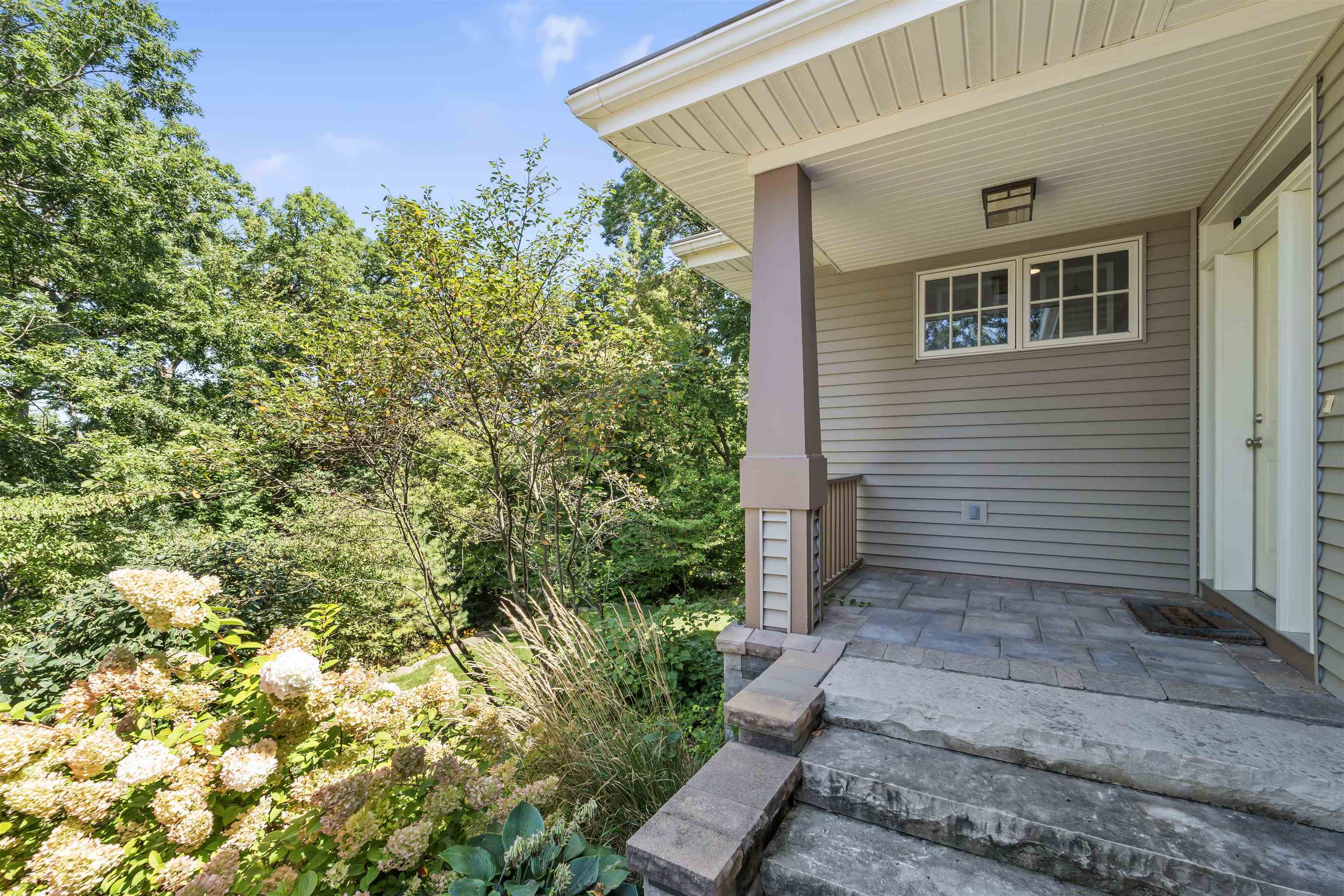 5417 Honeysuckle Lane
