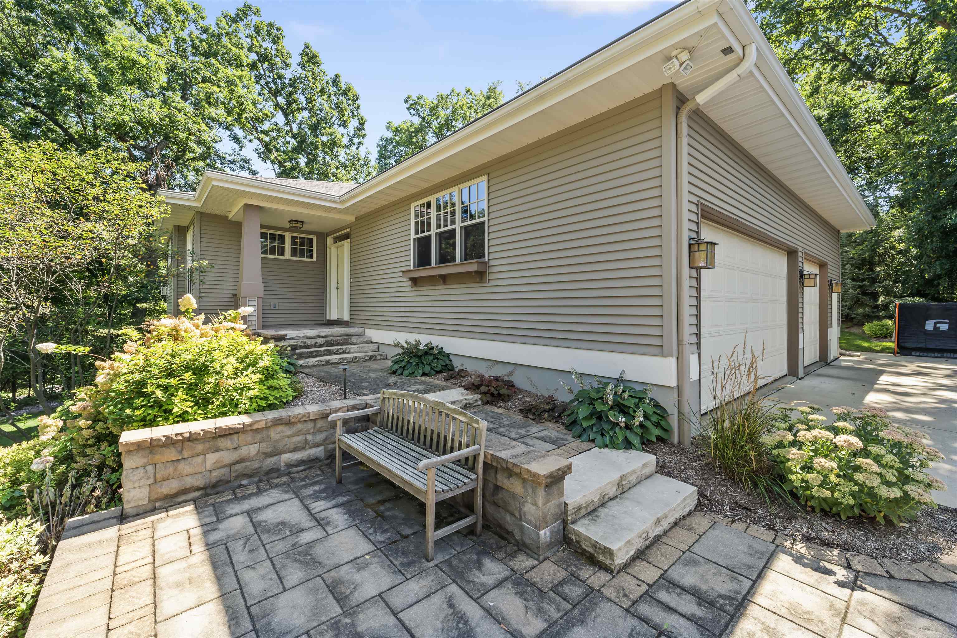 5417 Honeysuckle Lane