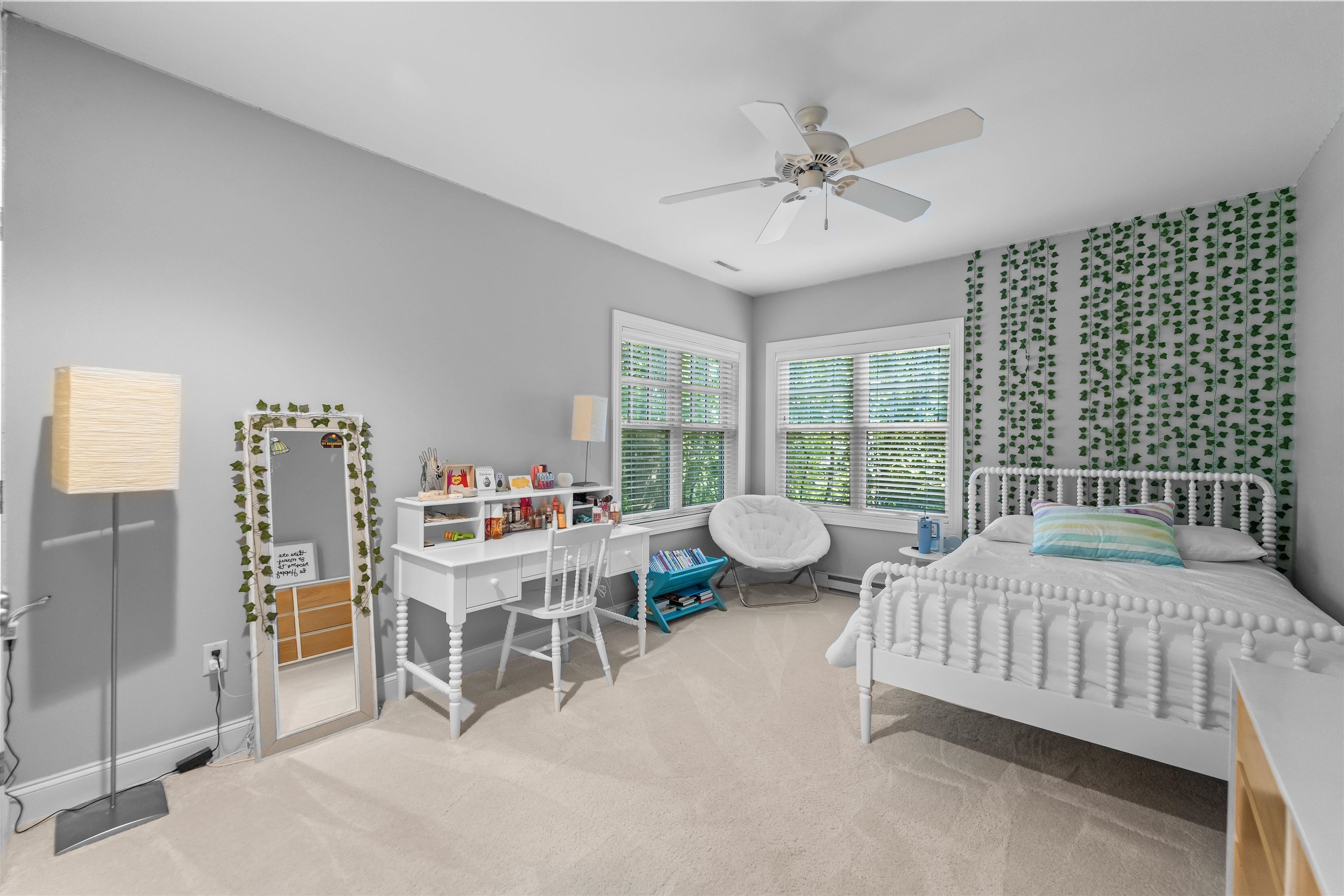 5417 Honeysuckle Lane