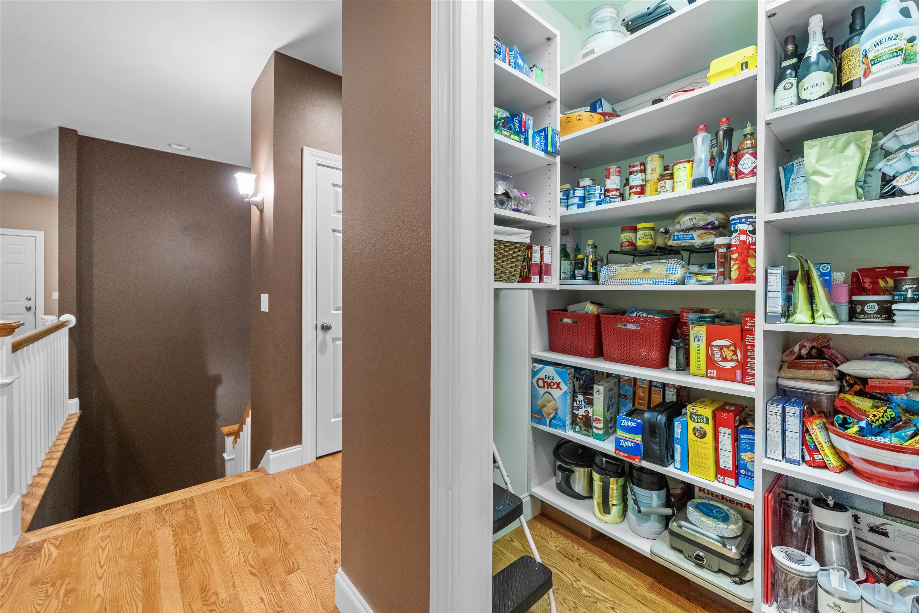 5417 Honeysuckle Lane