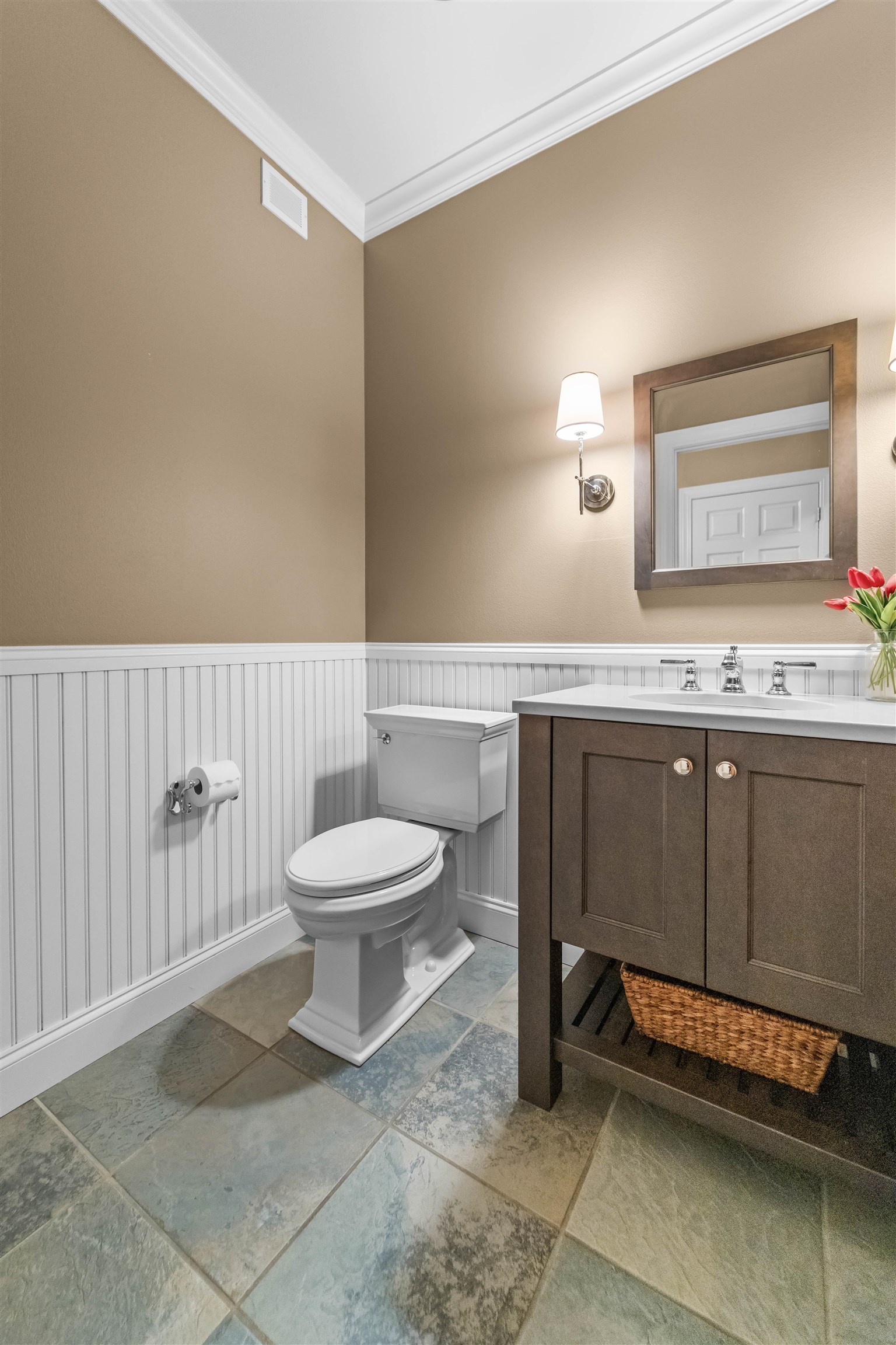 5417 Honeysuckle Lane