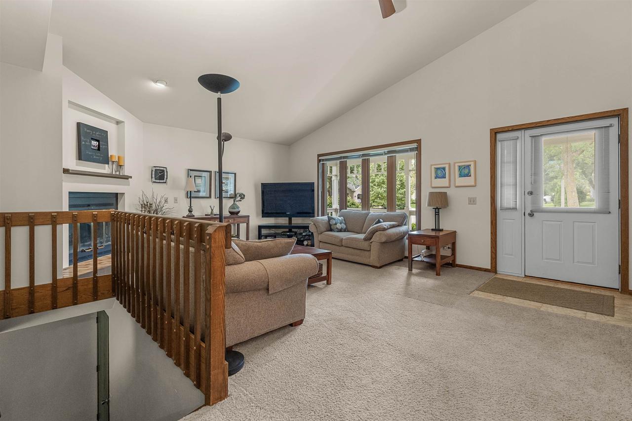 7854 West Oakbrook Circle