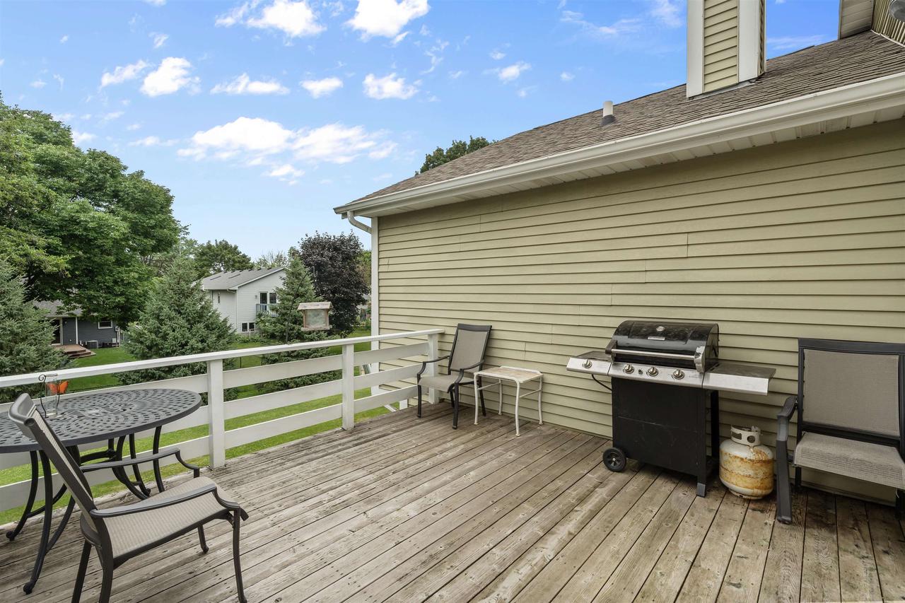 7854 West Oakbrook Circle