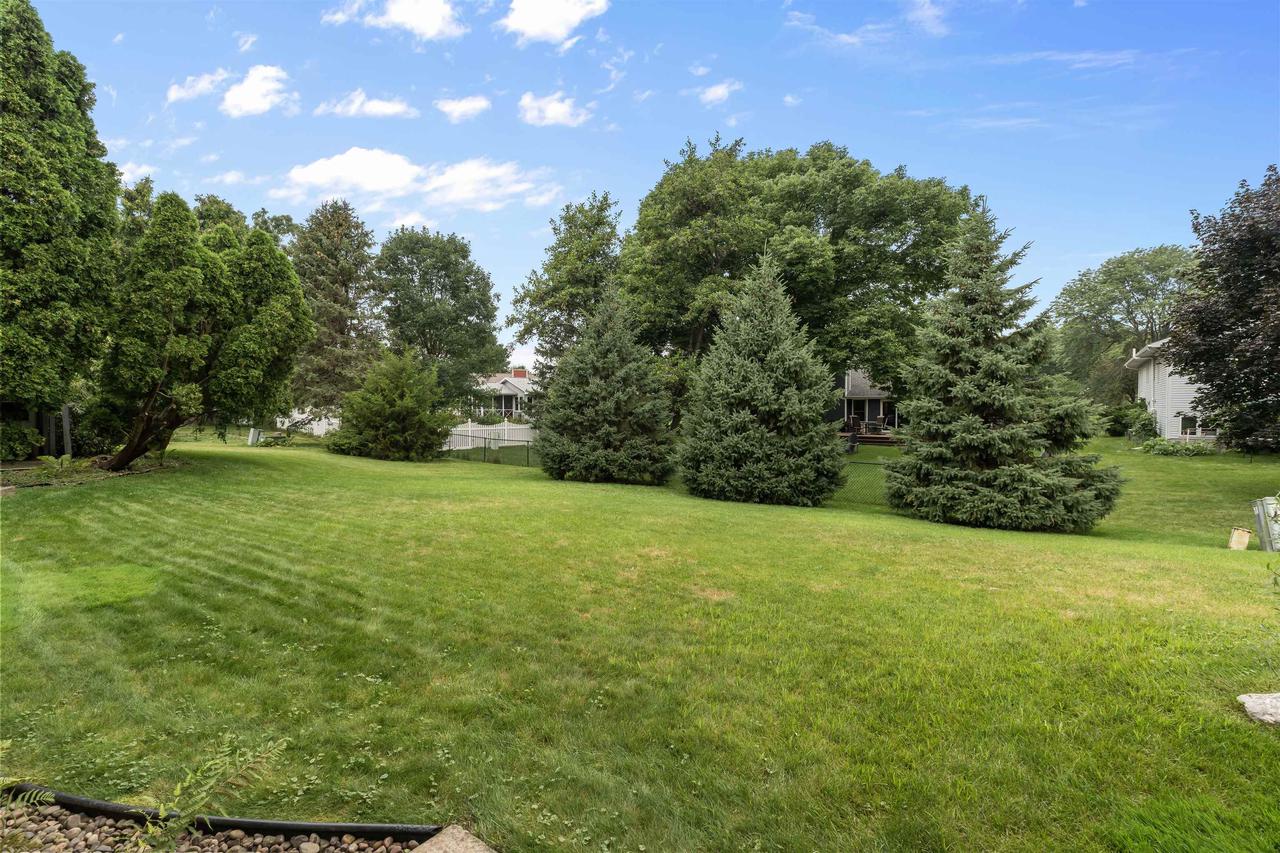 7854 West Oakbrook Circle