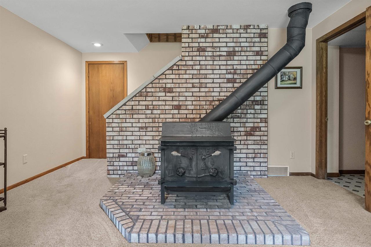 7854 West Oakbrook Circle