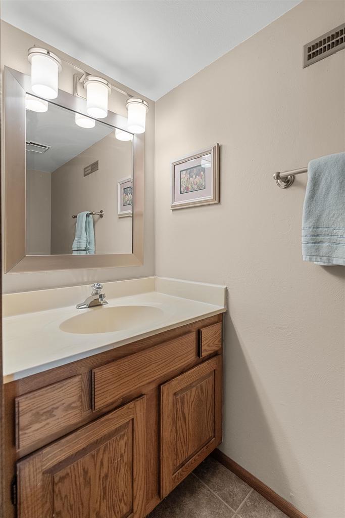 7854 West Oakbrook Circle