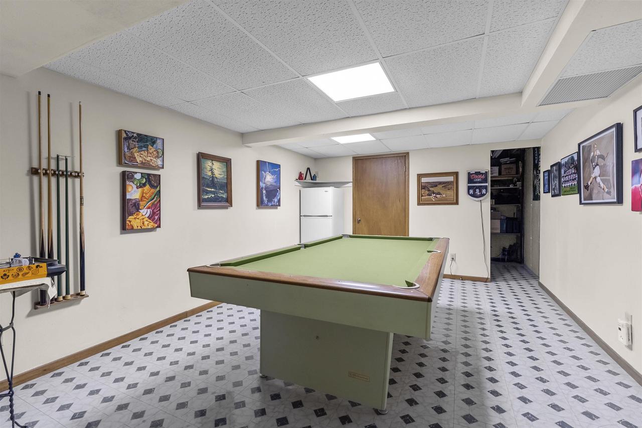 7854 West Oakbrook Circle