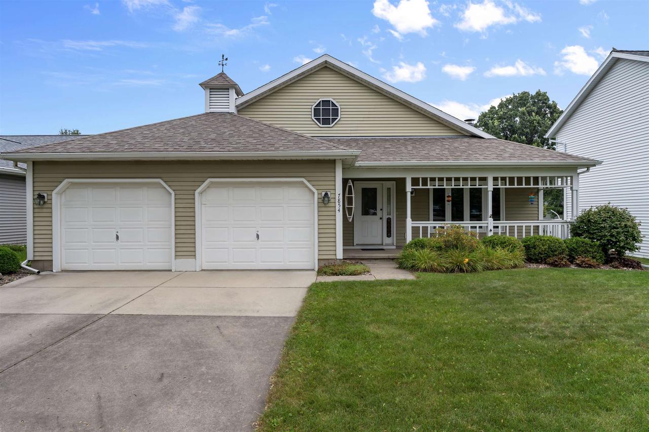 7854 West Oakbrook Circle