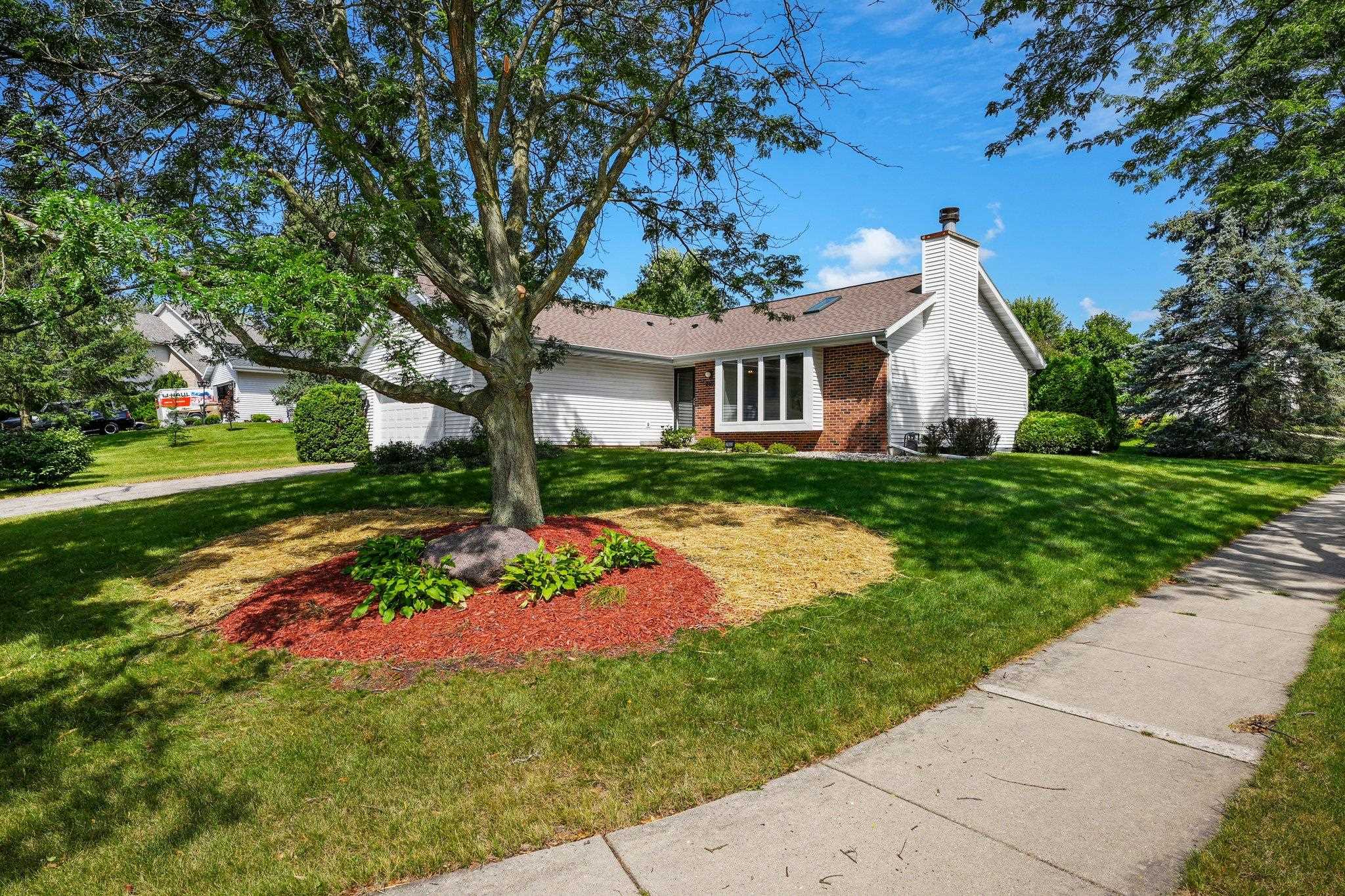 2602 Wentworth Drive