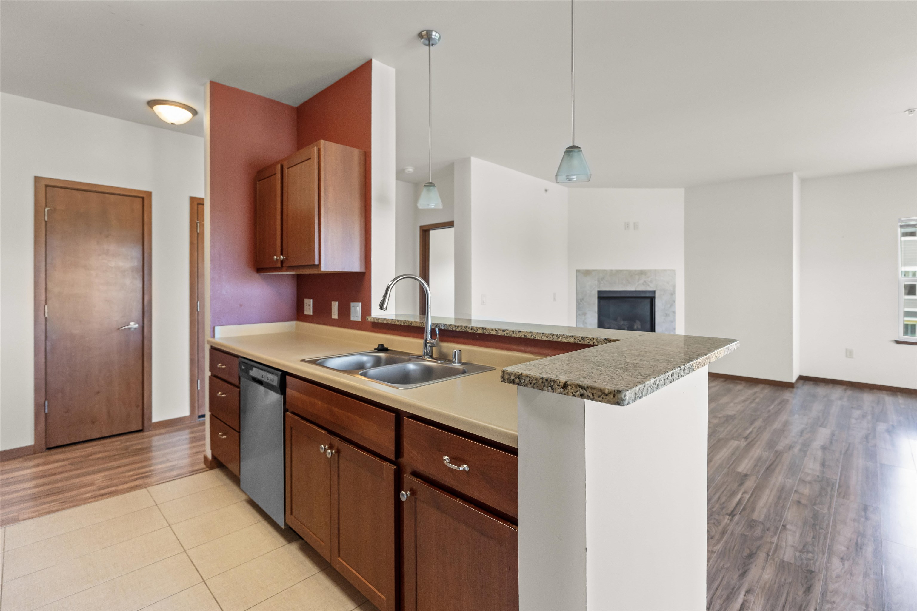 5194 Sassafras Drive 210