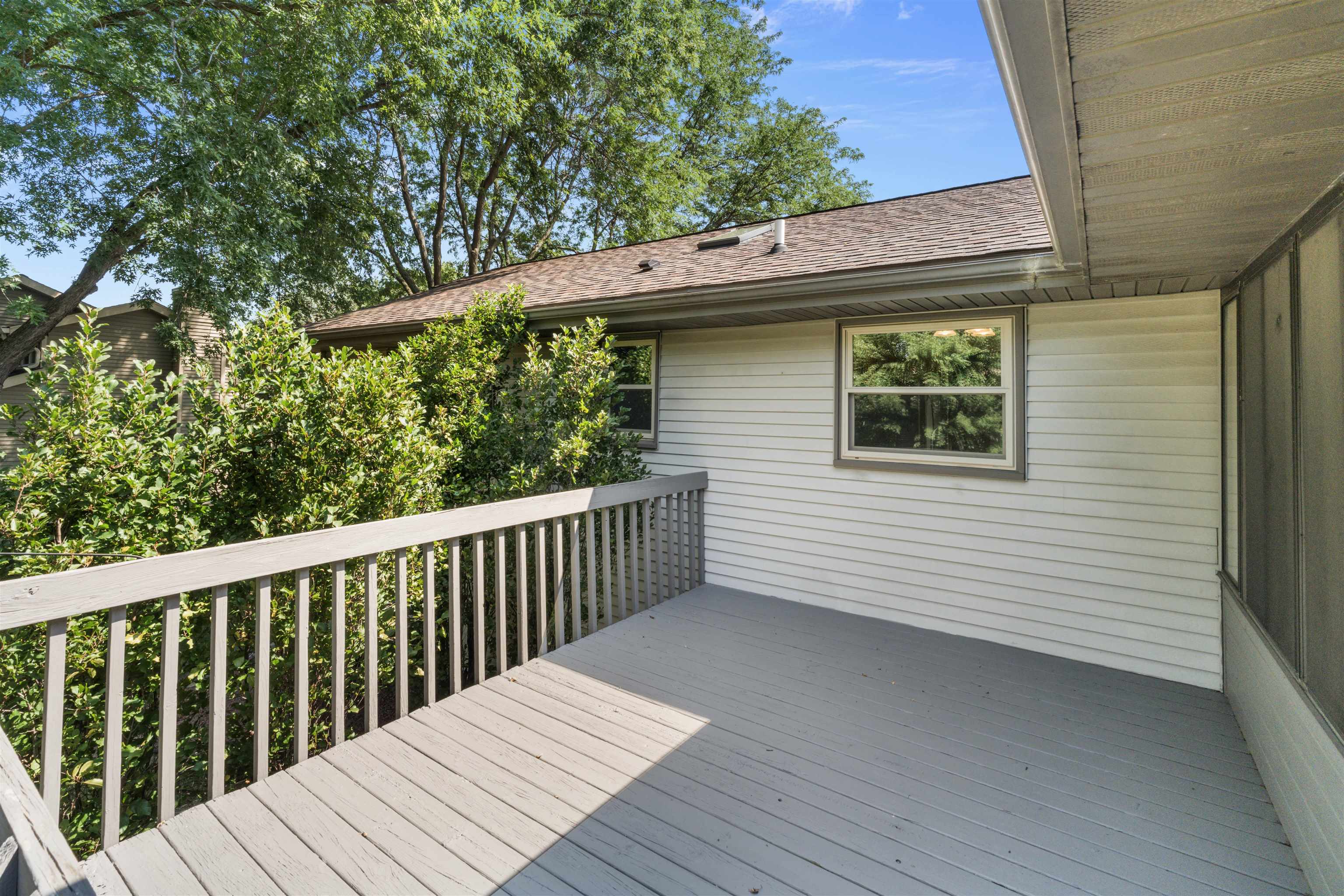 1111 Wimbleton Way