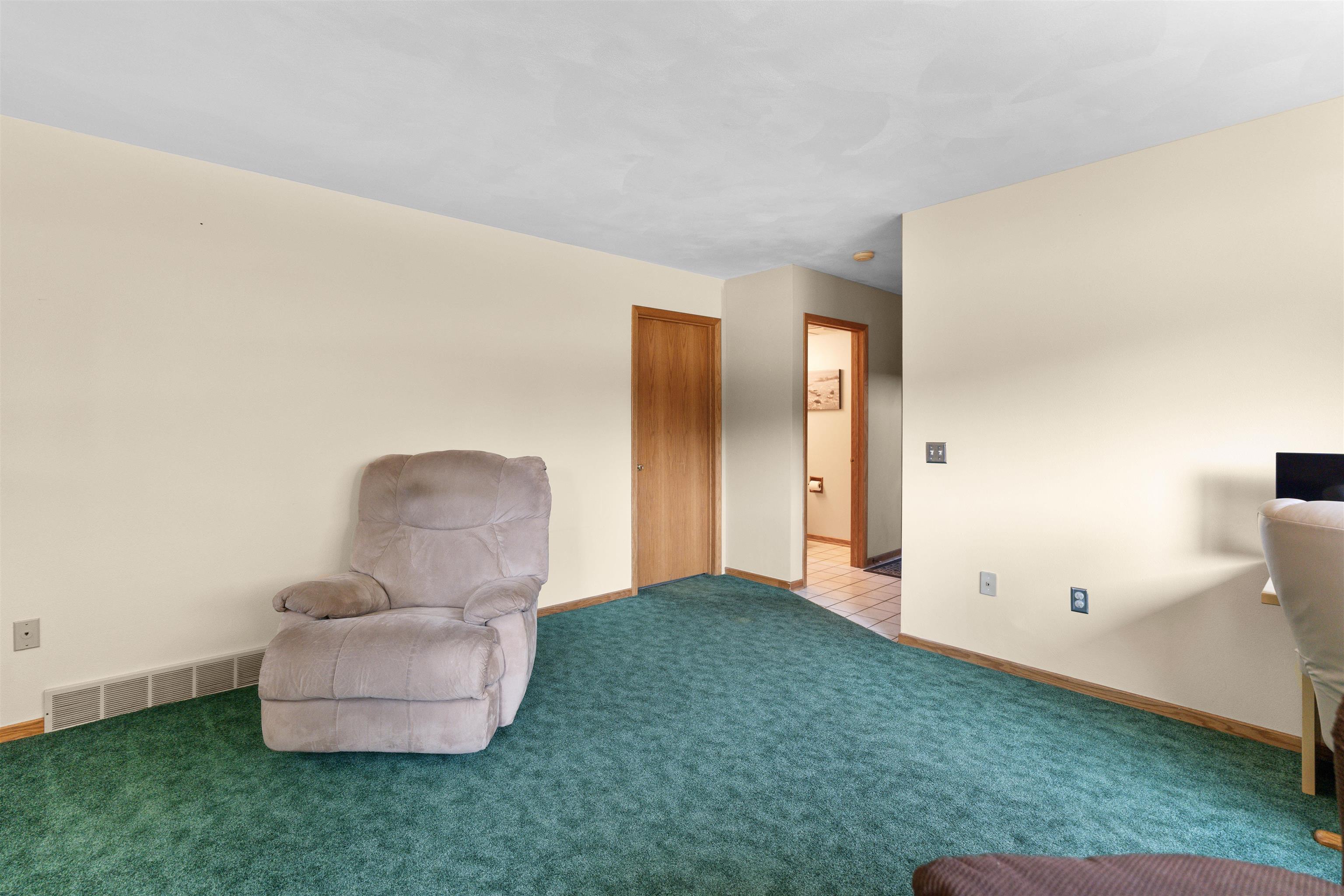 1111 Wimbleton Way