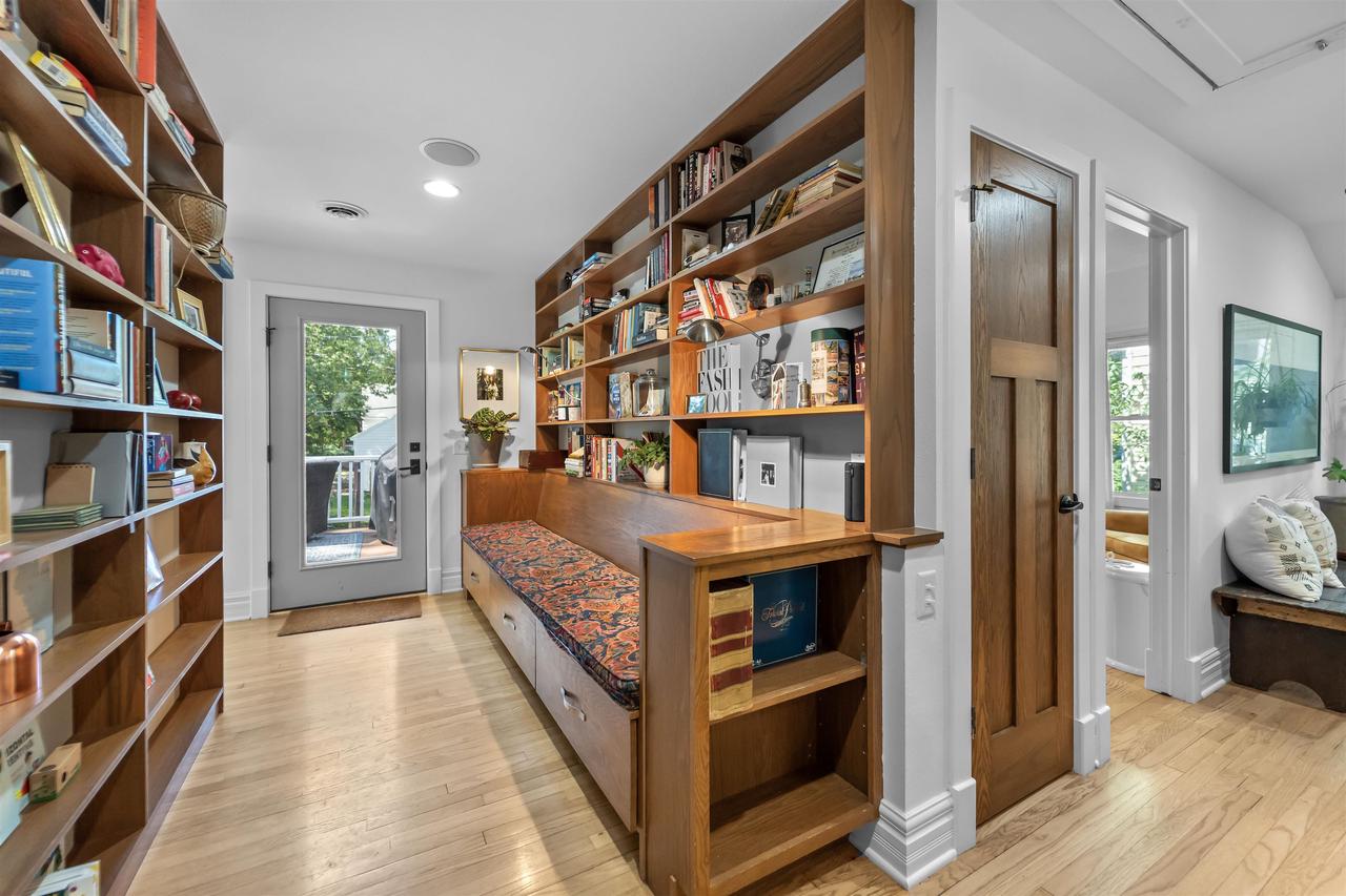 906 Swarthmore Court