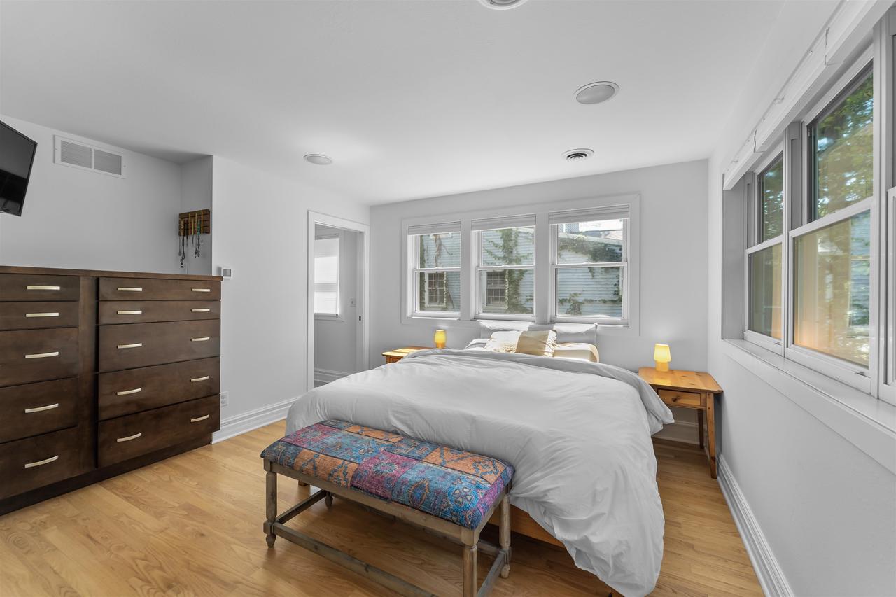 906 Swarthmore Court