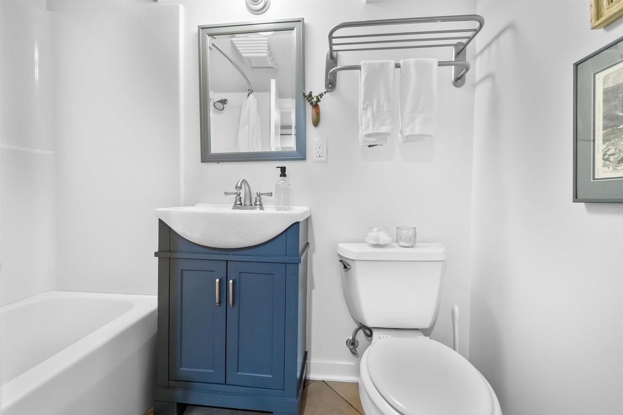 906 Swarthmore Court