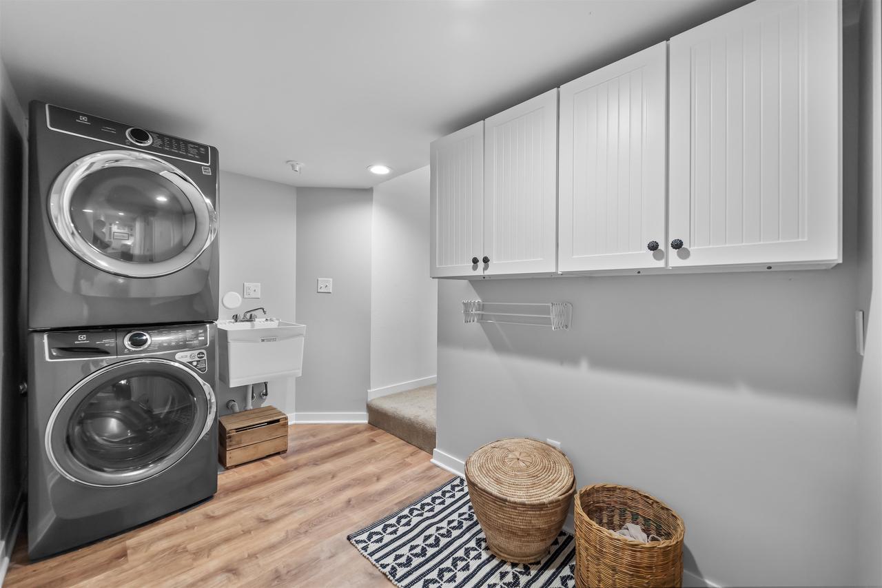 906 Swarthmore Court