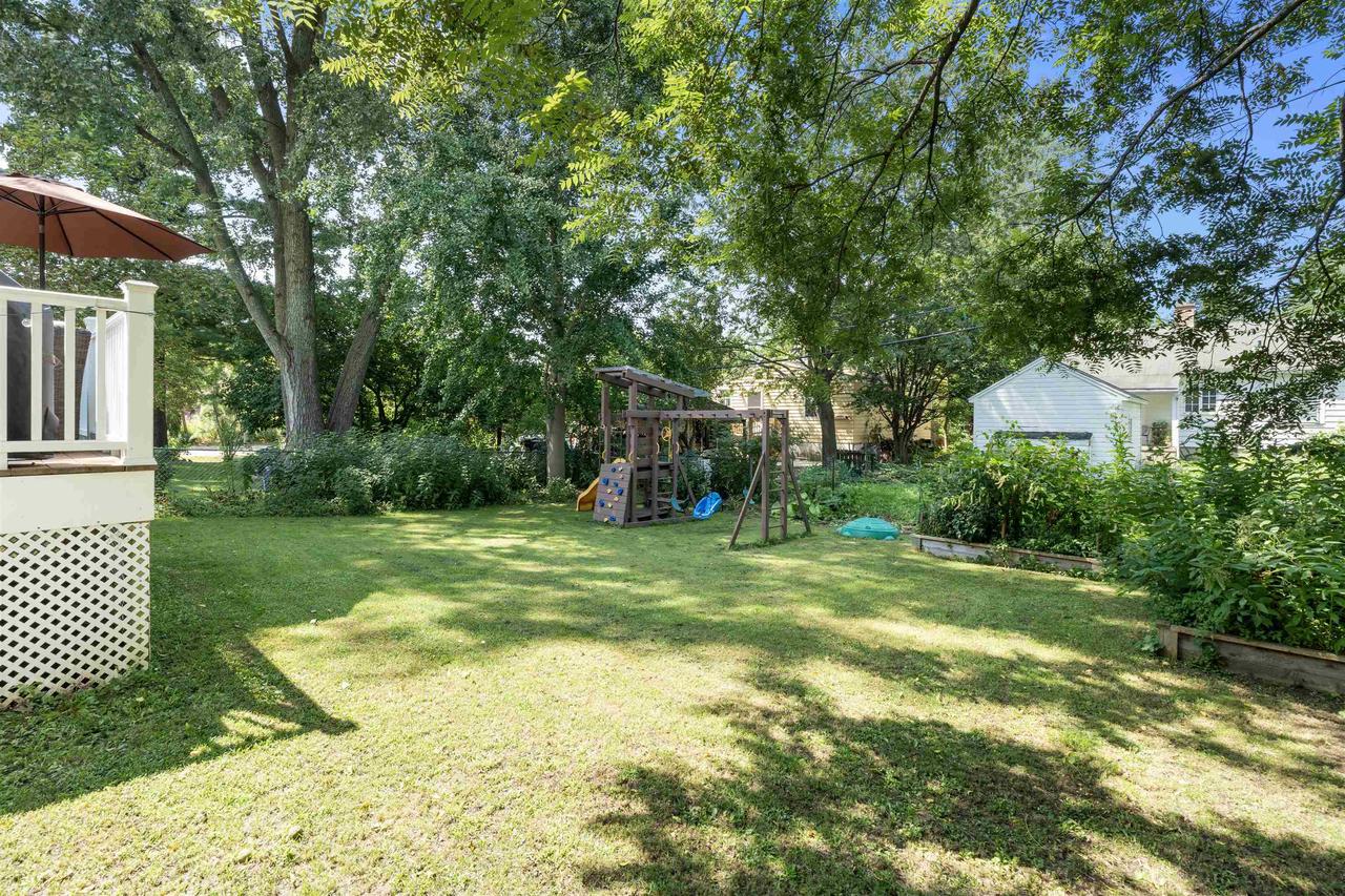 906 Swarthmore Court